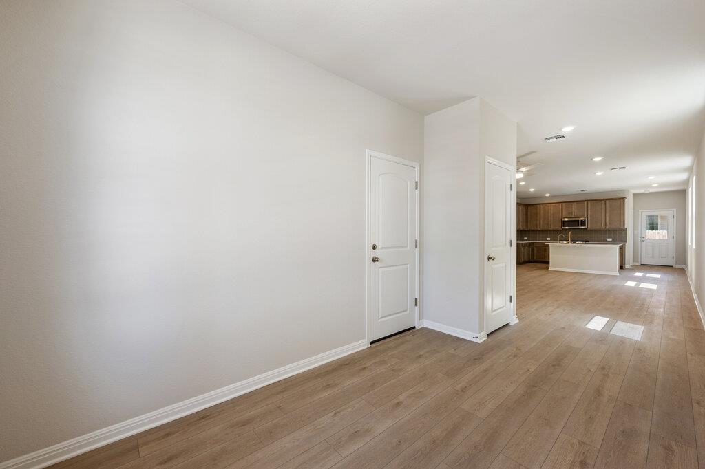 125 Knockout Rose Dr, San Marcos, TX 78666