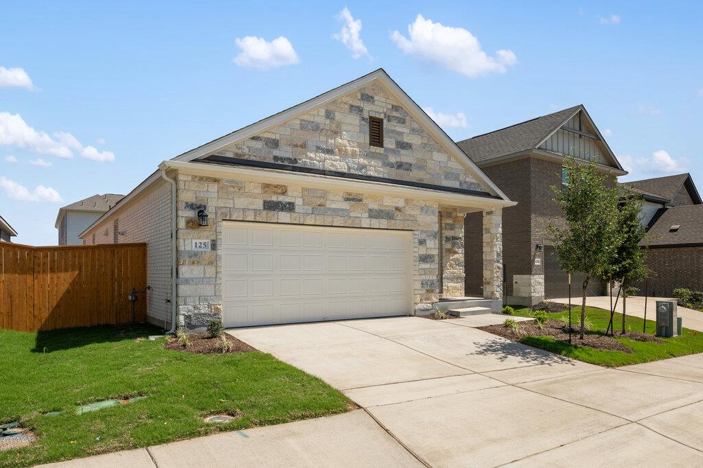 125 Knockout Rose Dr, San Marcos, TX 78666