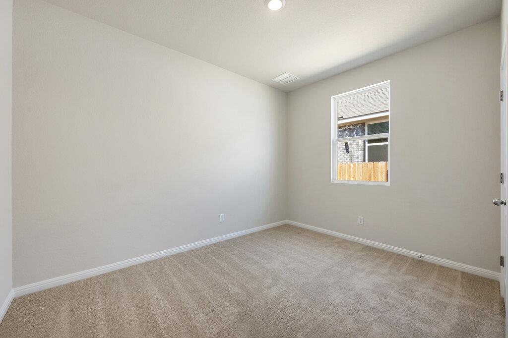 125 Knockout Rose Dr, San Marcos, TX 78666