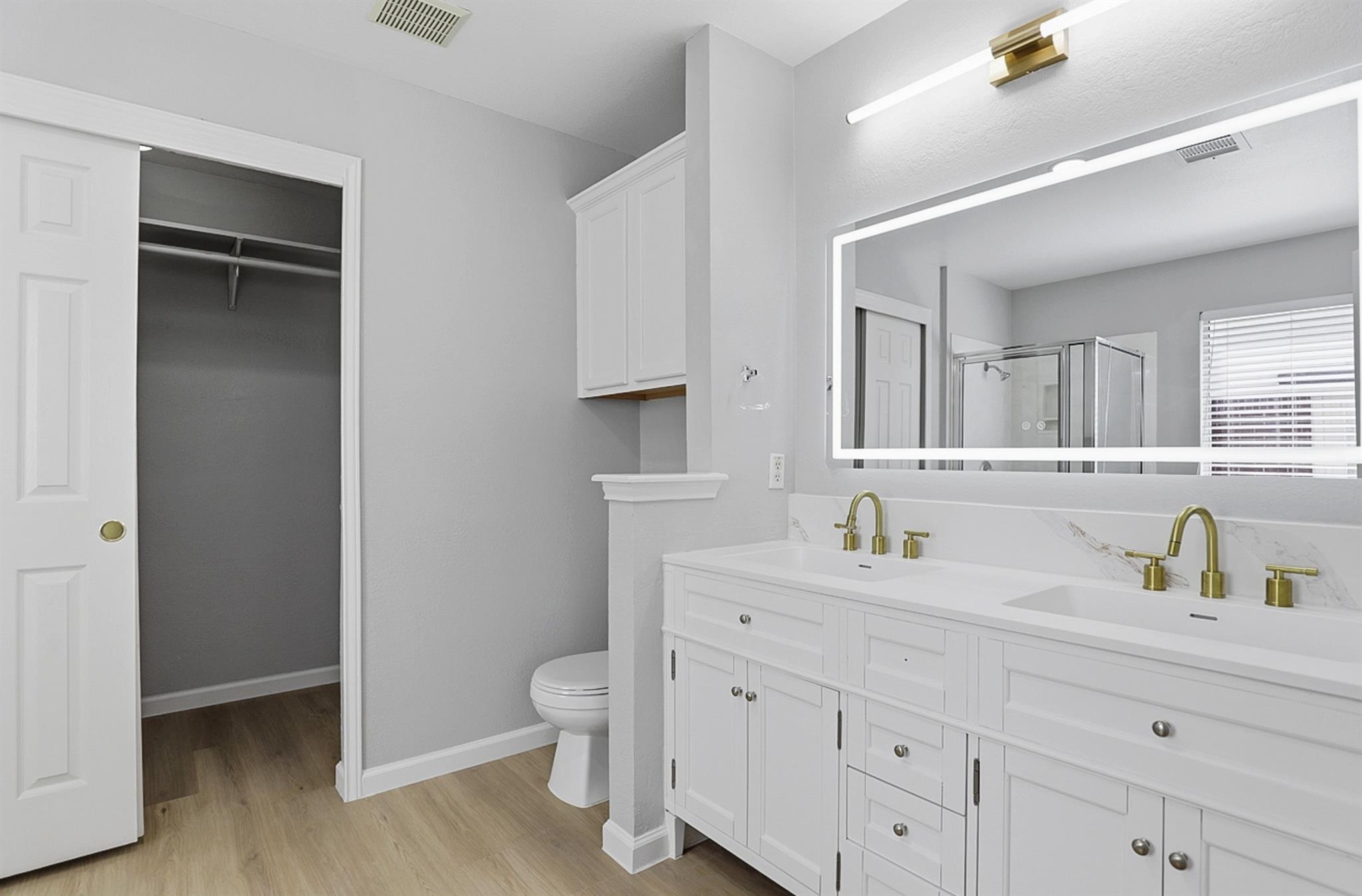 2410 Charlie Harley Dr, Leander, TX 78641