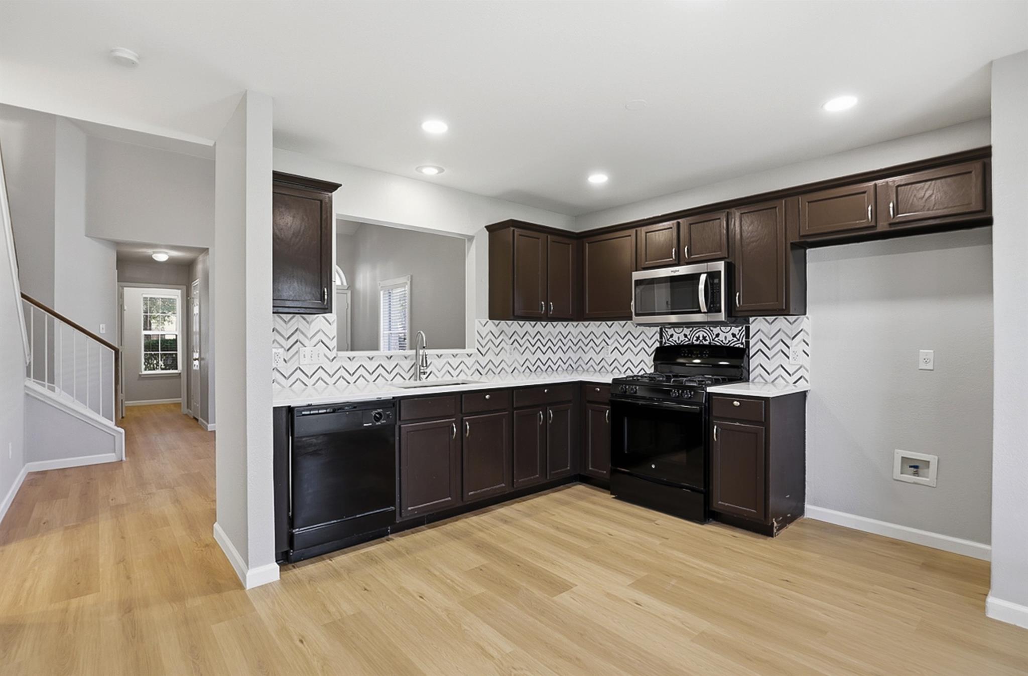 2410 Charlie Harley Dr, Leander, TX 78641