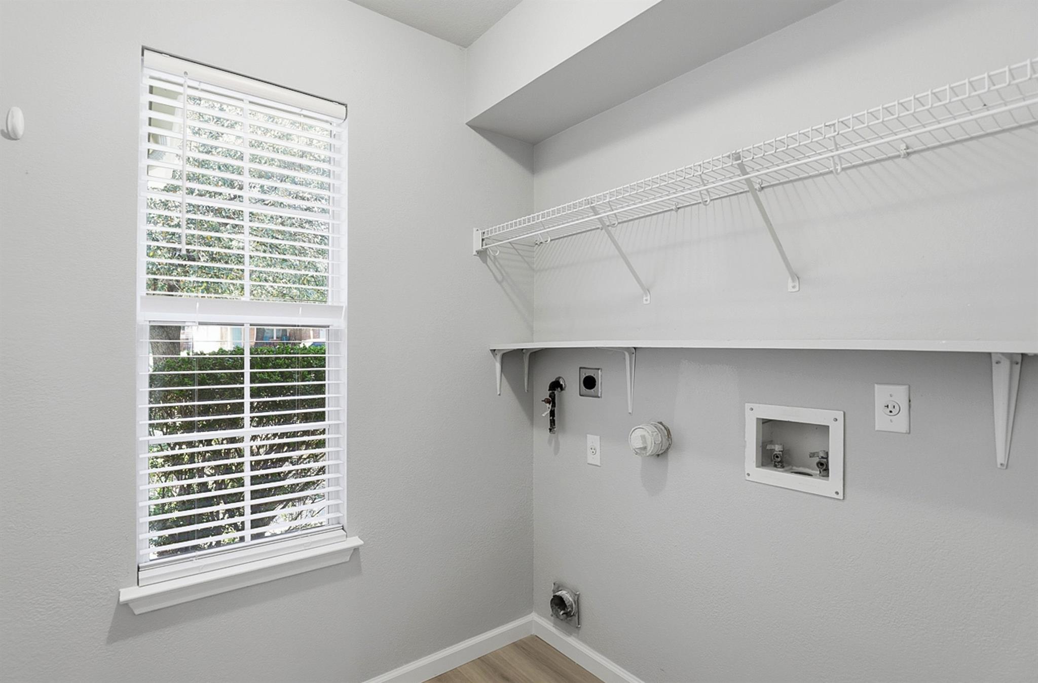 2410 Charlie Harley Dr, Leander, TX 78641