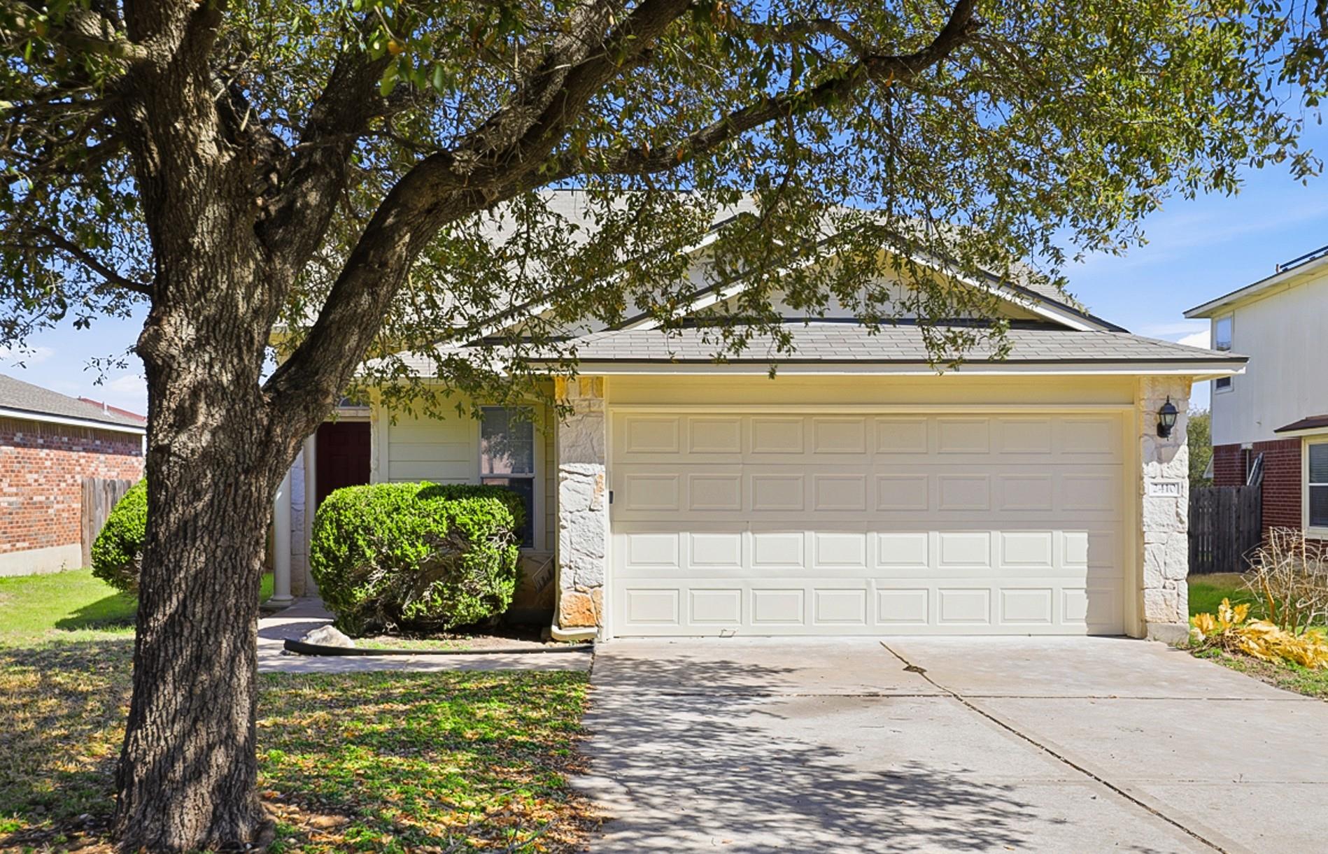 2410 Charlie Harley Dr, Leander, TX 78641