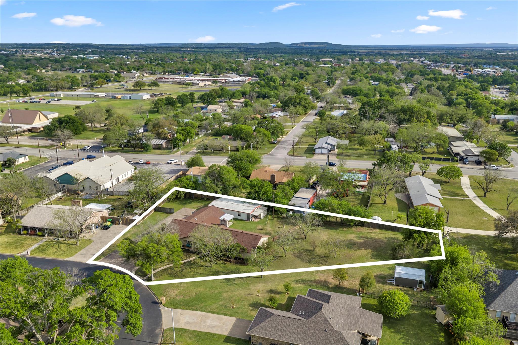 217 Corder Ln, Burnet, TX 78611