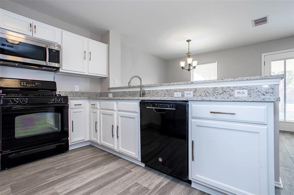 311 Quarter Ave, Buda, TX 78610