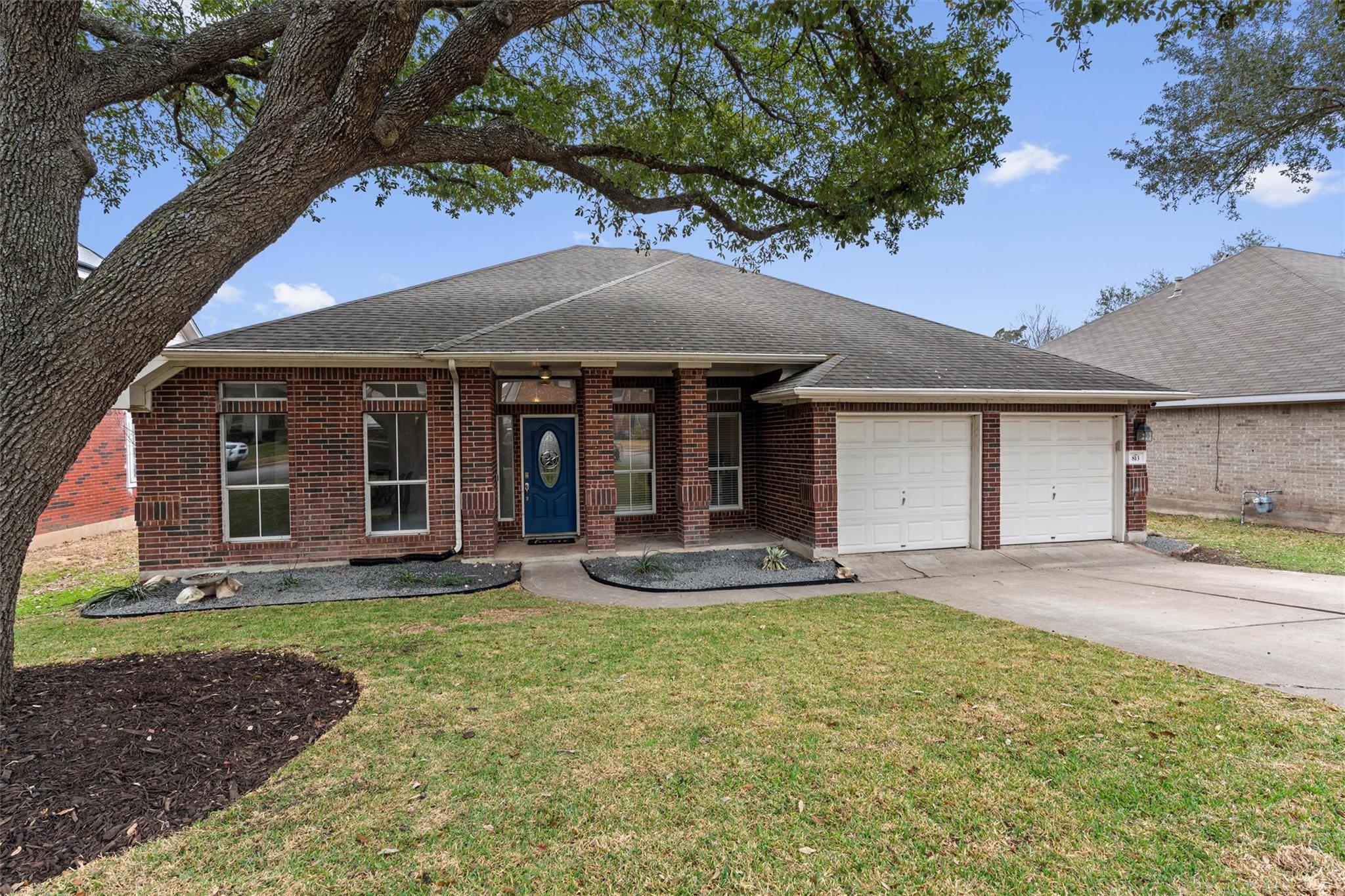 813 Indian Run Dr, Pflugerville, TX 78660