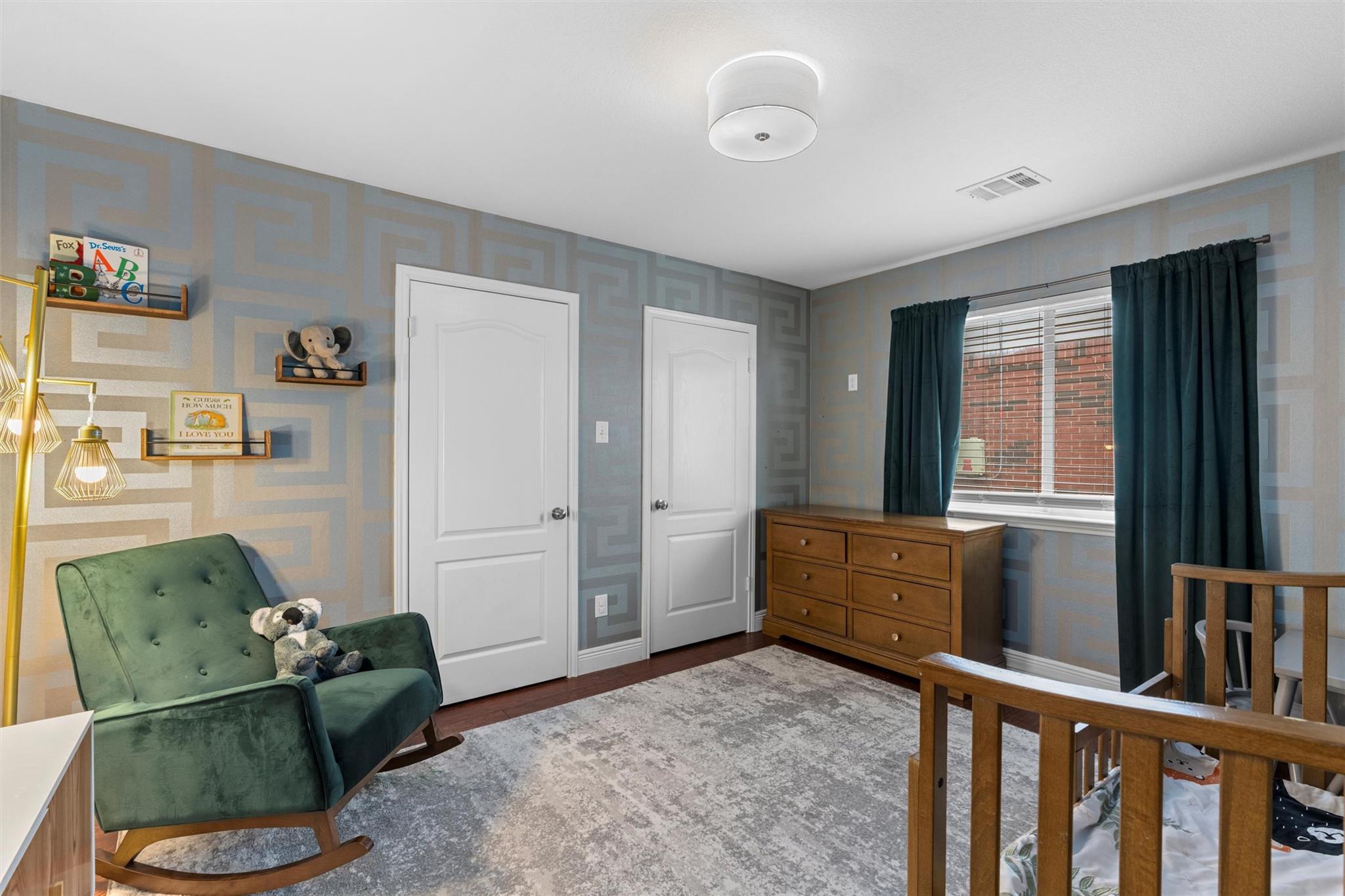 813 Indian Run Dr, Pflugerville, TX 78660