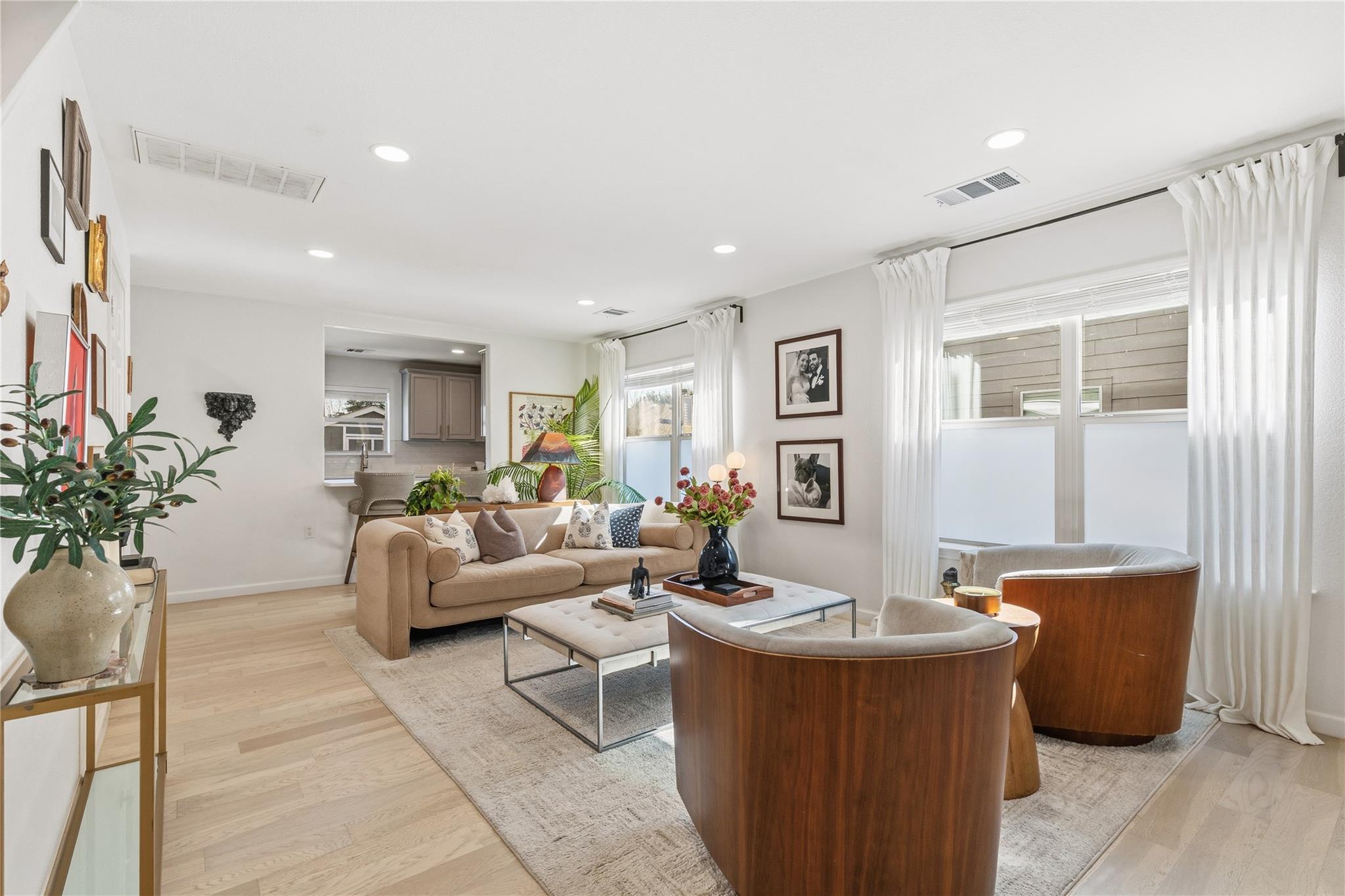 7400 S Glenn St, Austin, TX 78744