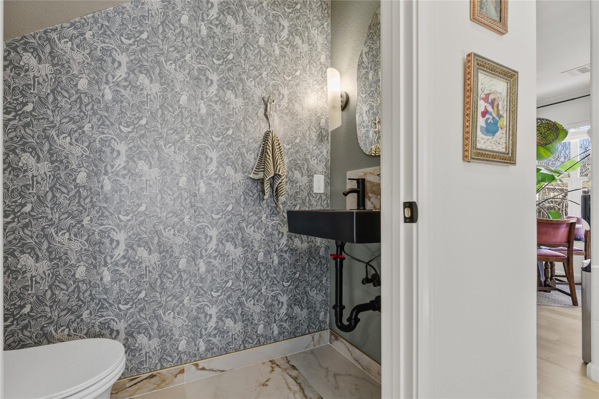 7400 S Glenn St, Austin, TX 78744