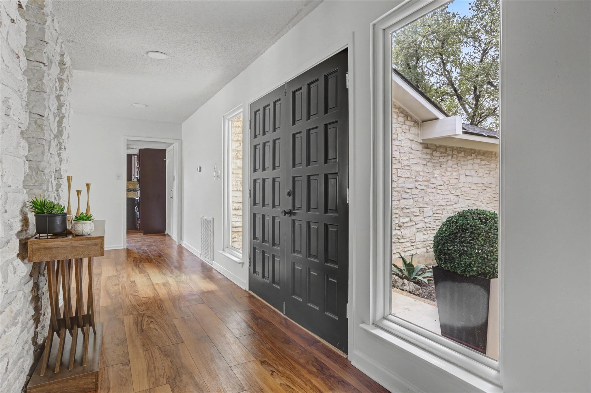 504 Ridgecrest Rd, Georgetown, TX 78628