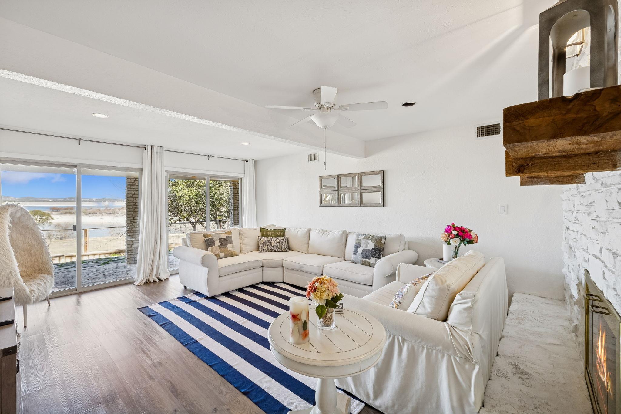 2270 Connie Dr, Canyon Lake, TX 78133