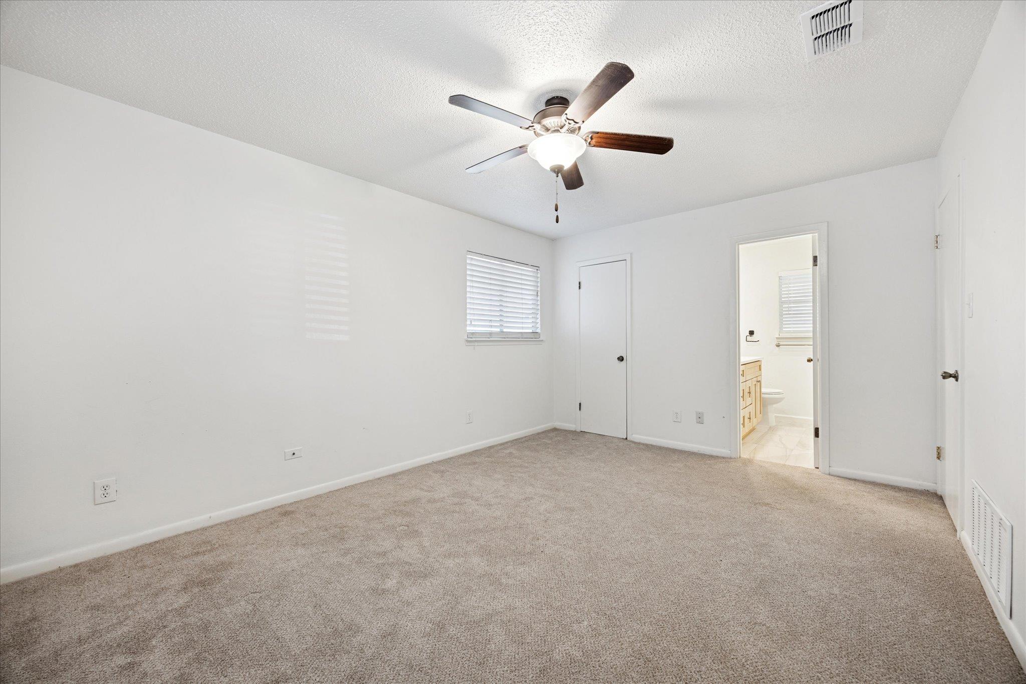 10512 Walnut Bend Dr, Austin, TX 78753