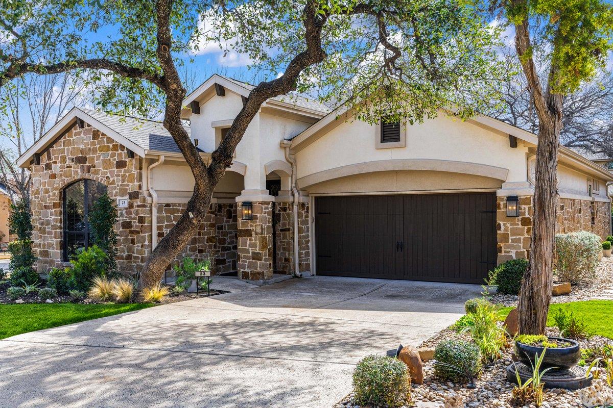 23 Prestonwood Cir, Lakeway, TX 78734
