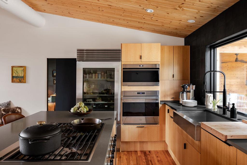 1002 Baylor St, Austin, TX 78703