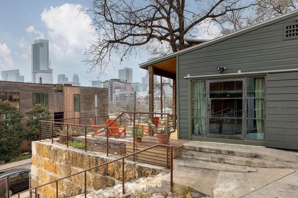 1002 Baylor St, Austin, TX 78703