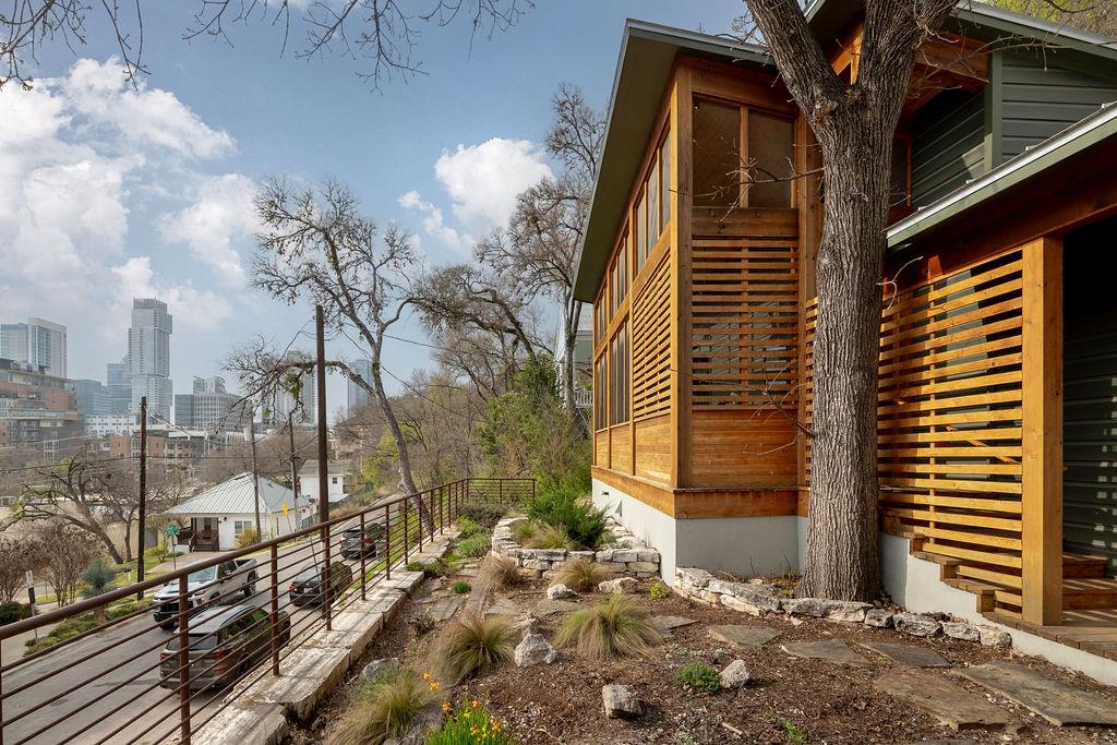 1002 Baylor St, Austin, TX 78703