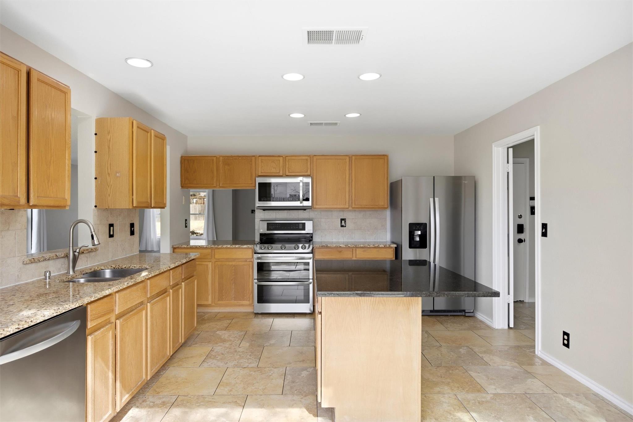 1802 Carriage Club Dr, Cedar Park, TX 78613