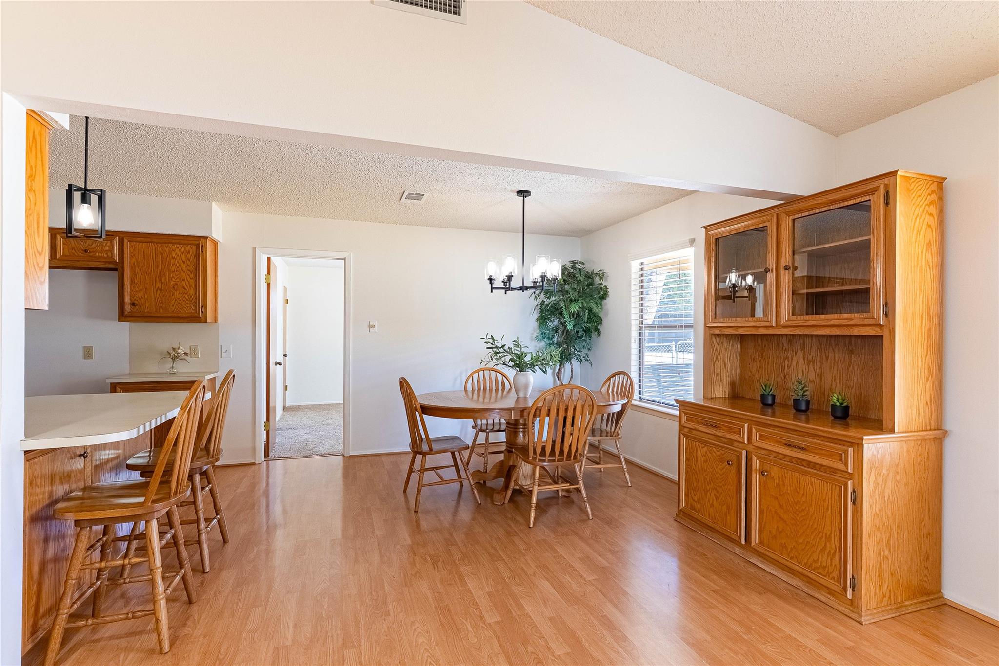 830 Live Oak Trl, Liberty Hill, TX 78642