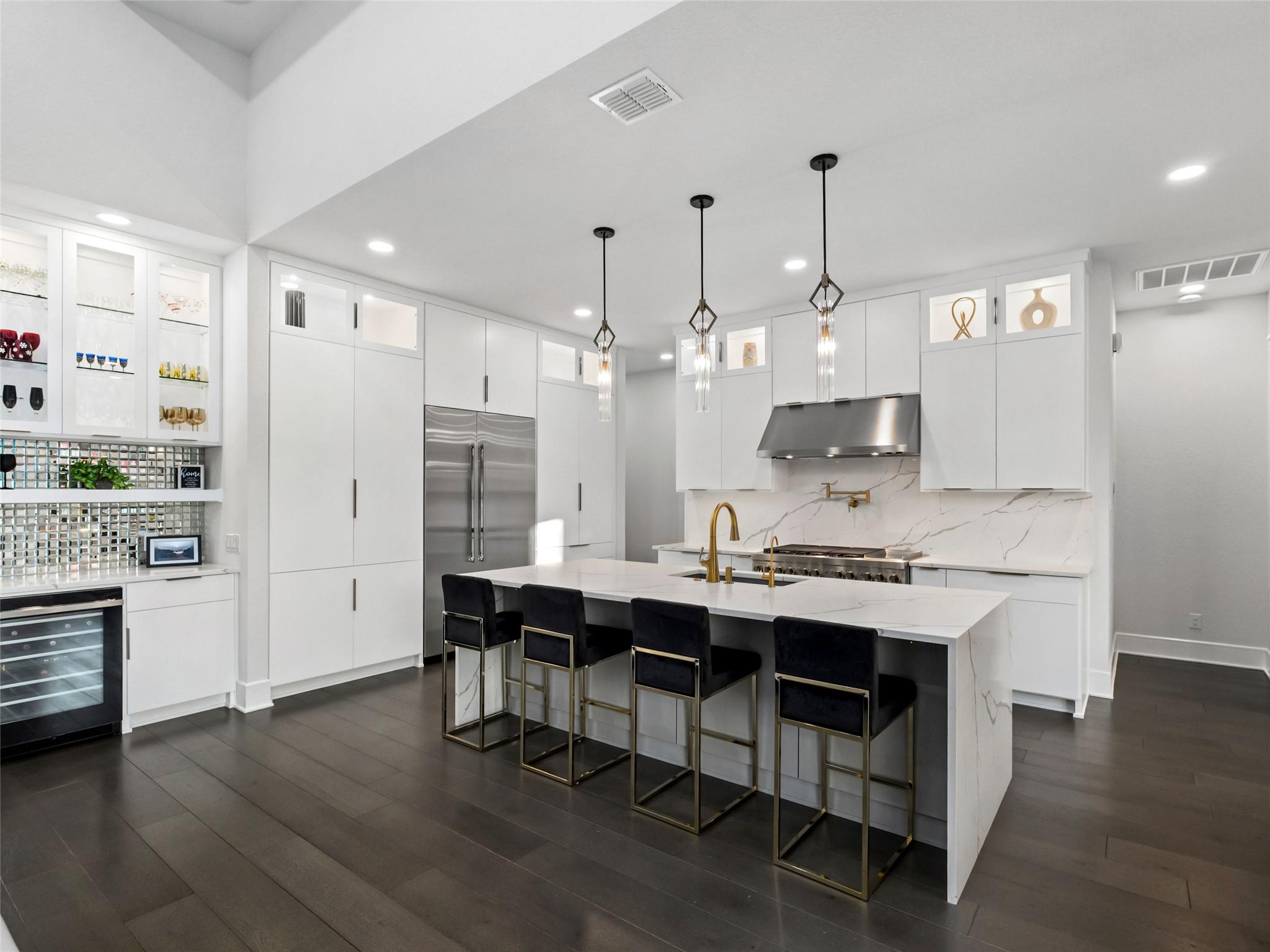 1709 Paradise Pkwy, Canyon Lake, TX 78133