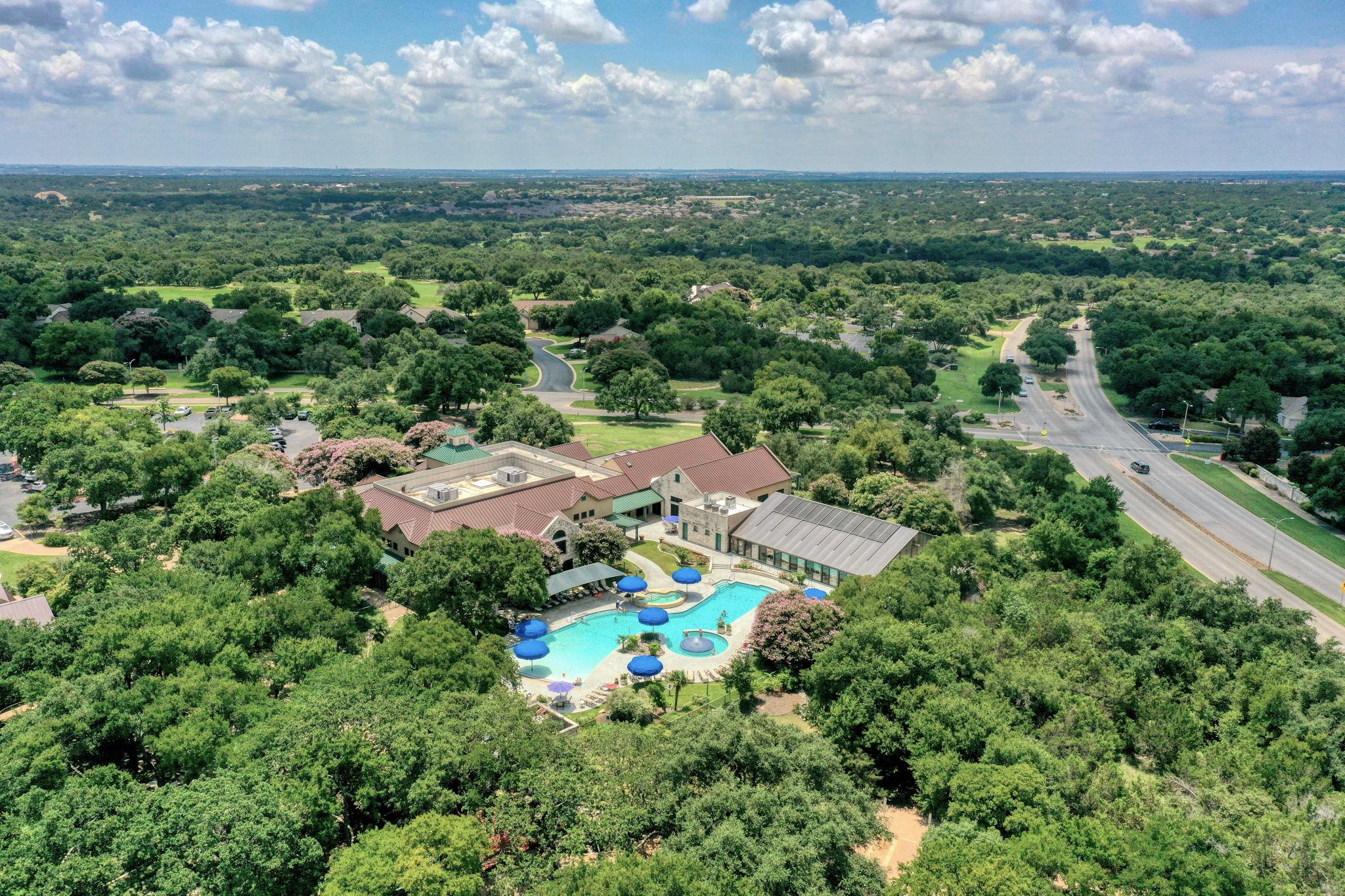 196 Whispering Wind Dr, Georgetown, TX 78633