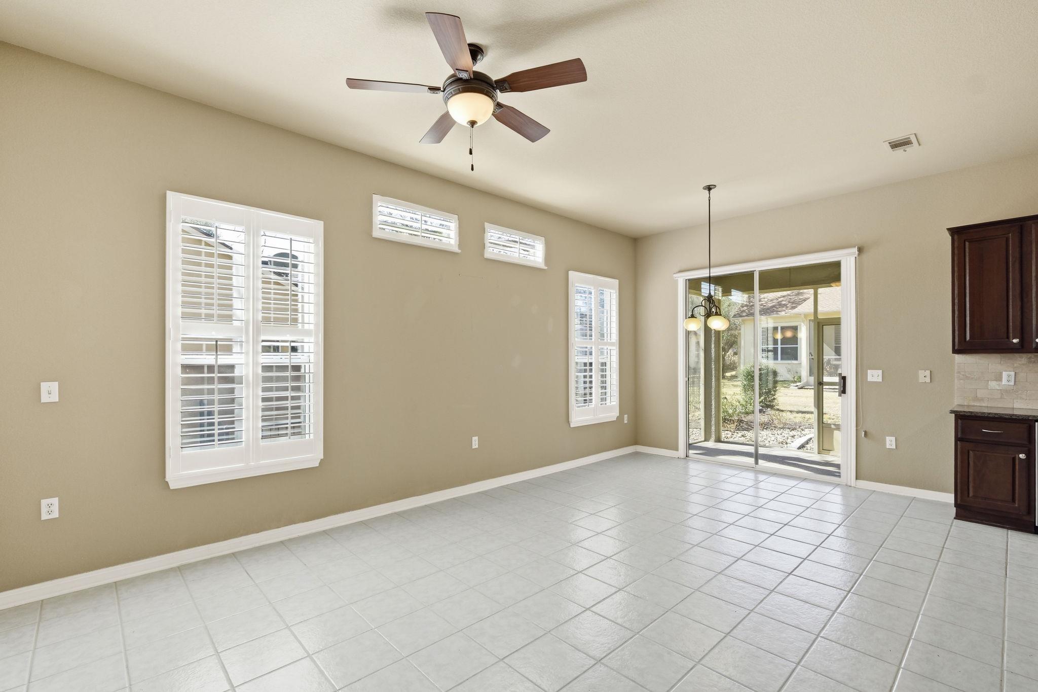 196 Whispering Wind Dr, Georgetown, TX 78633