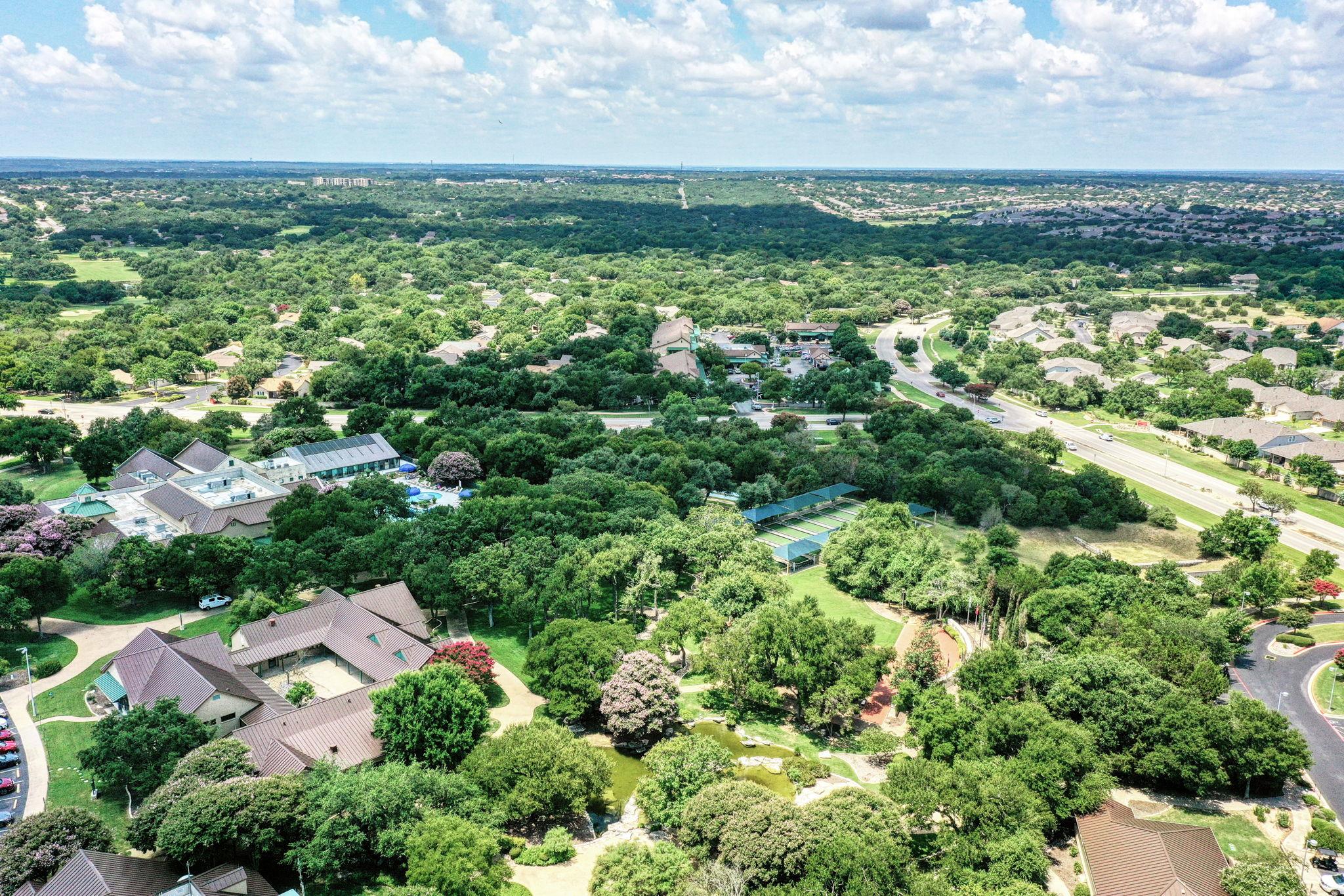 196 Whispering Wind Dr, Georgetown, TX 78633