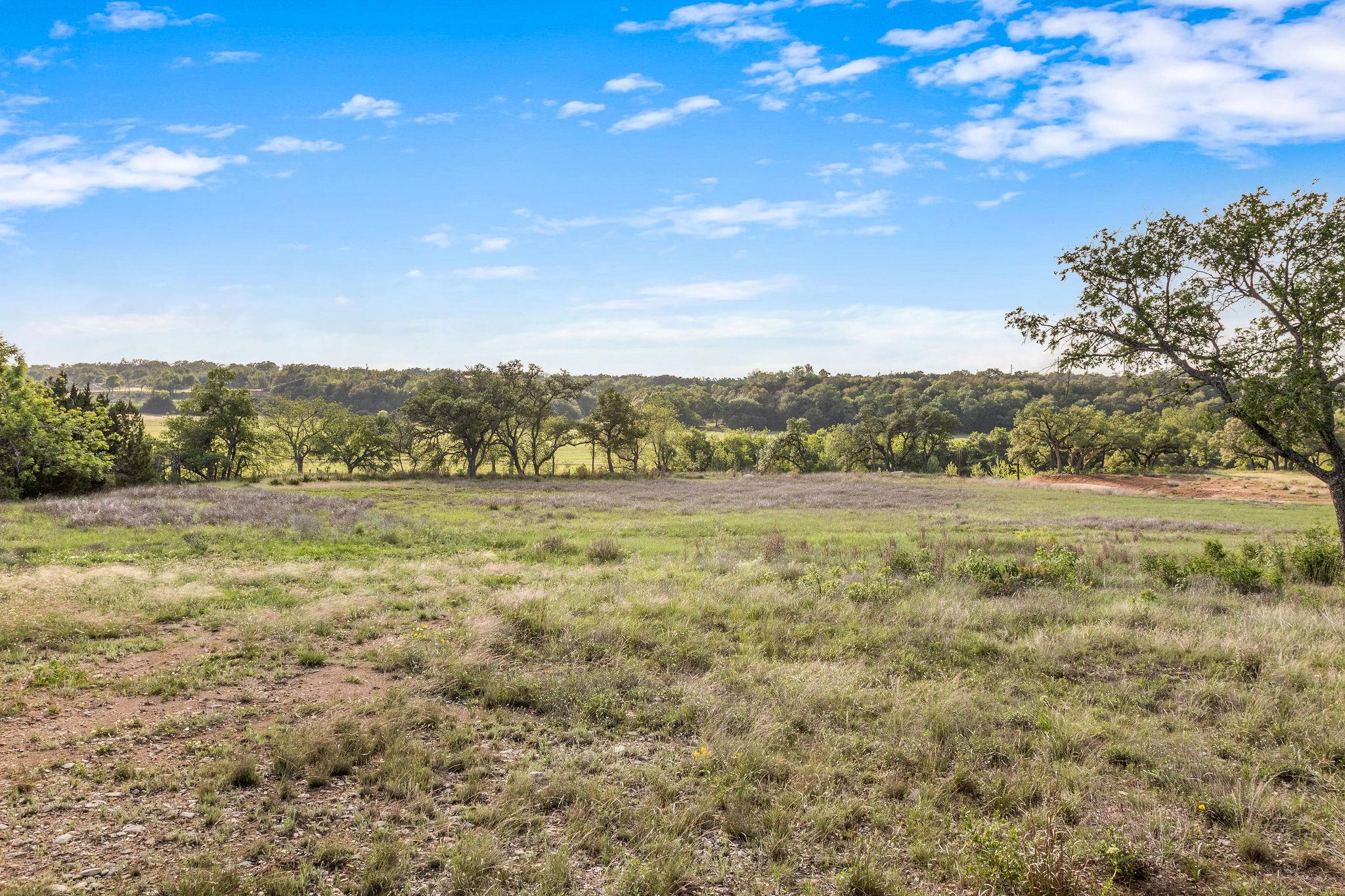 103 Mount Gainor Rd, Dripping Springs, TX 78620