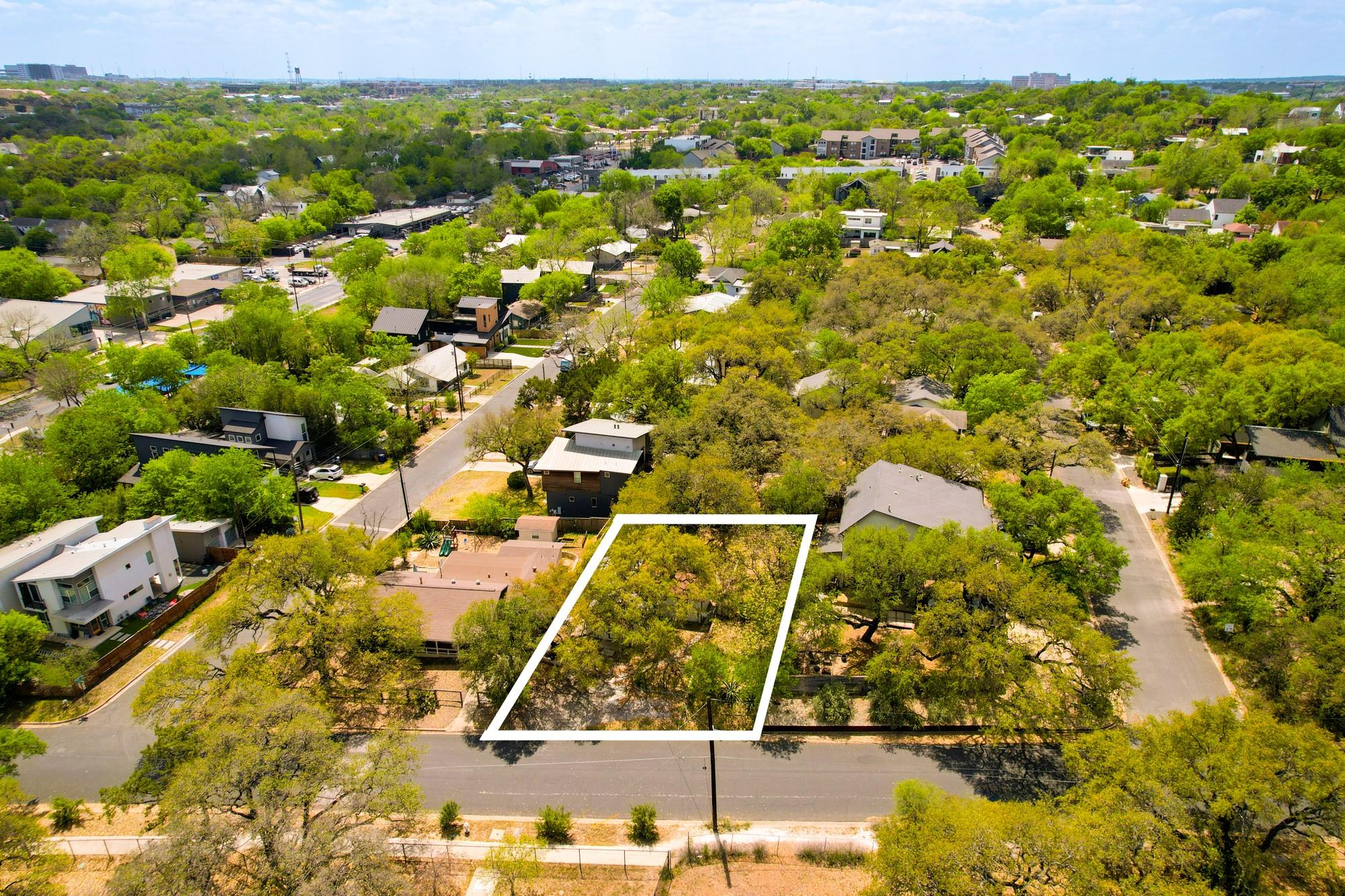 703 Herndon Ln, Austin, TX 78704