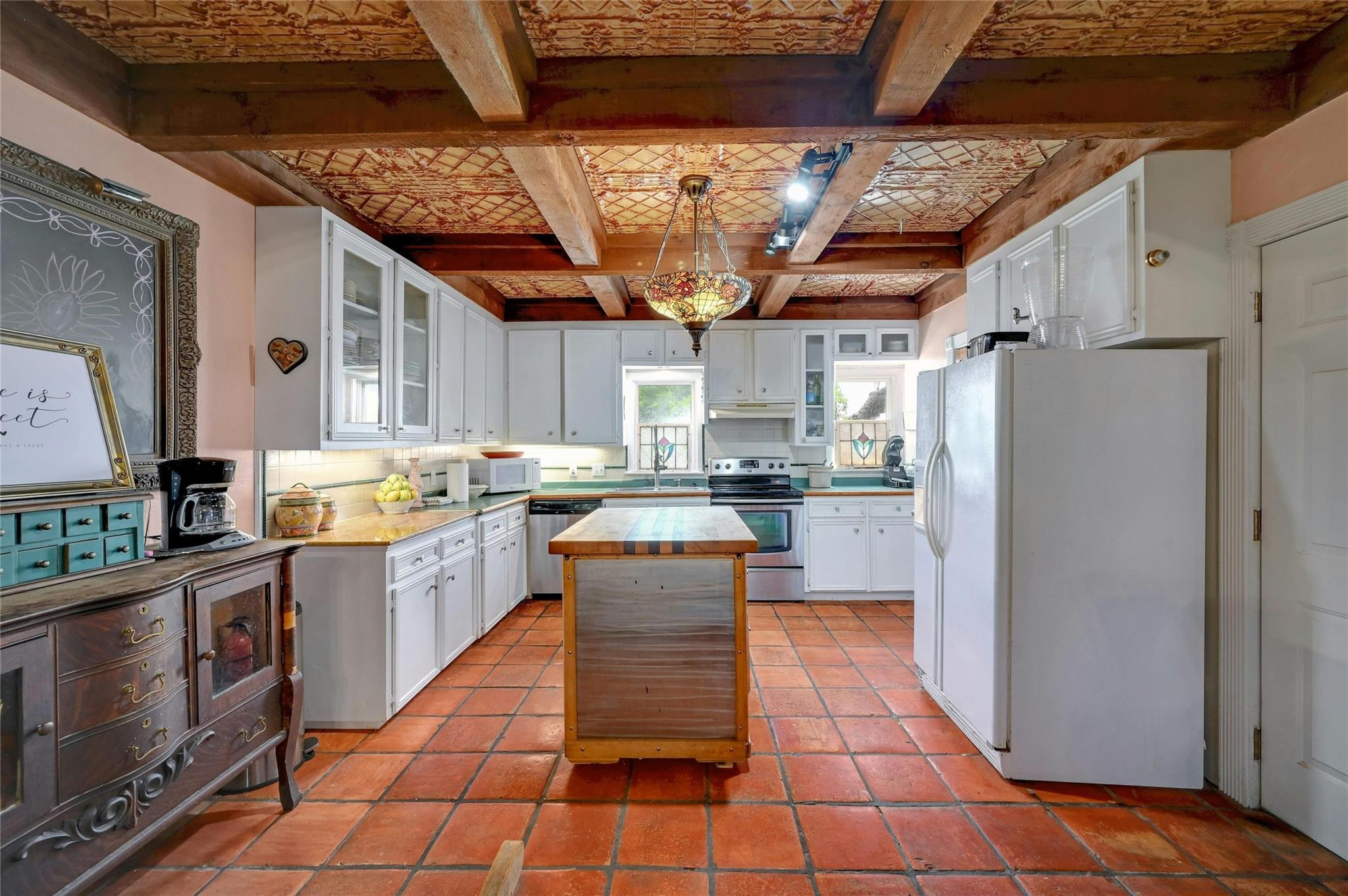 23351 FM 150 W, Driftwood, TX 78619