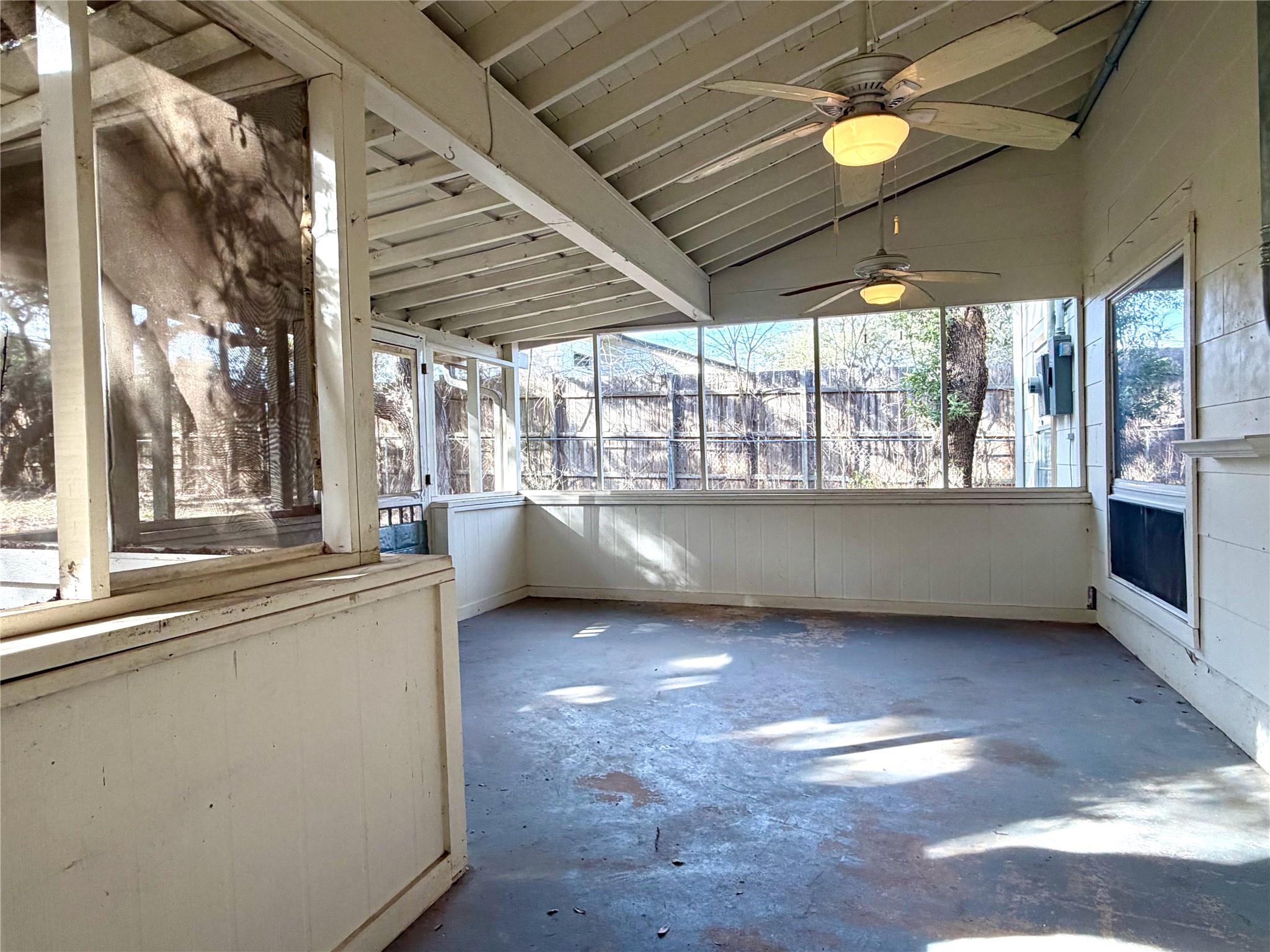 17501 W FM 150, Driftwood, TX 78619