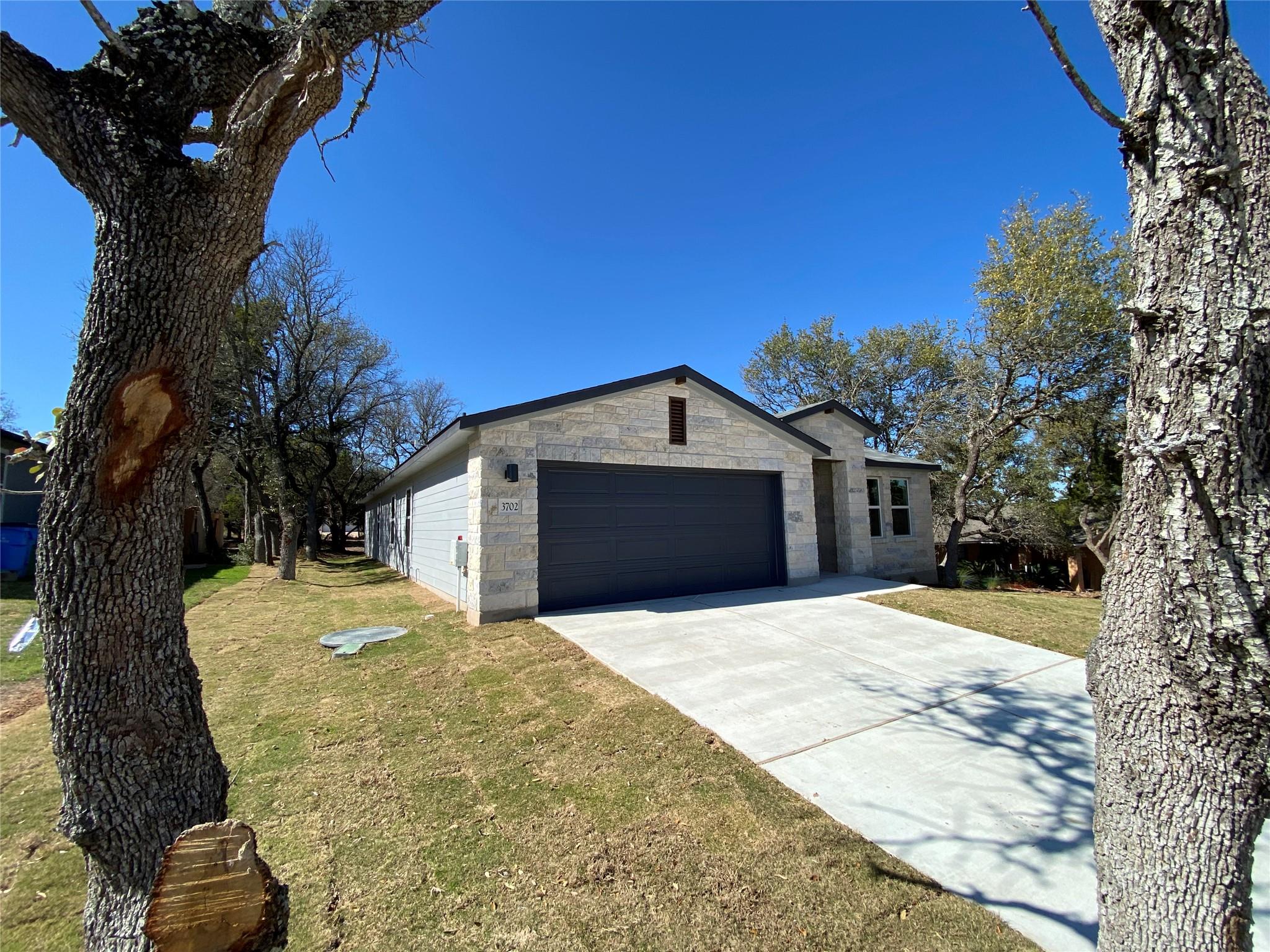 3702 Austin Cv, Lago Vista, TX 78645