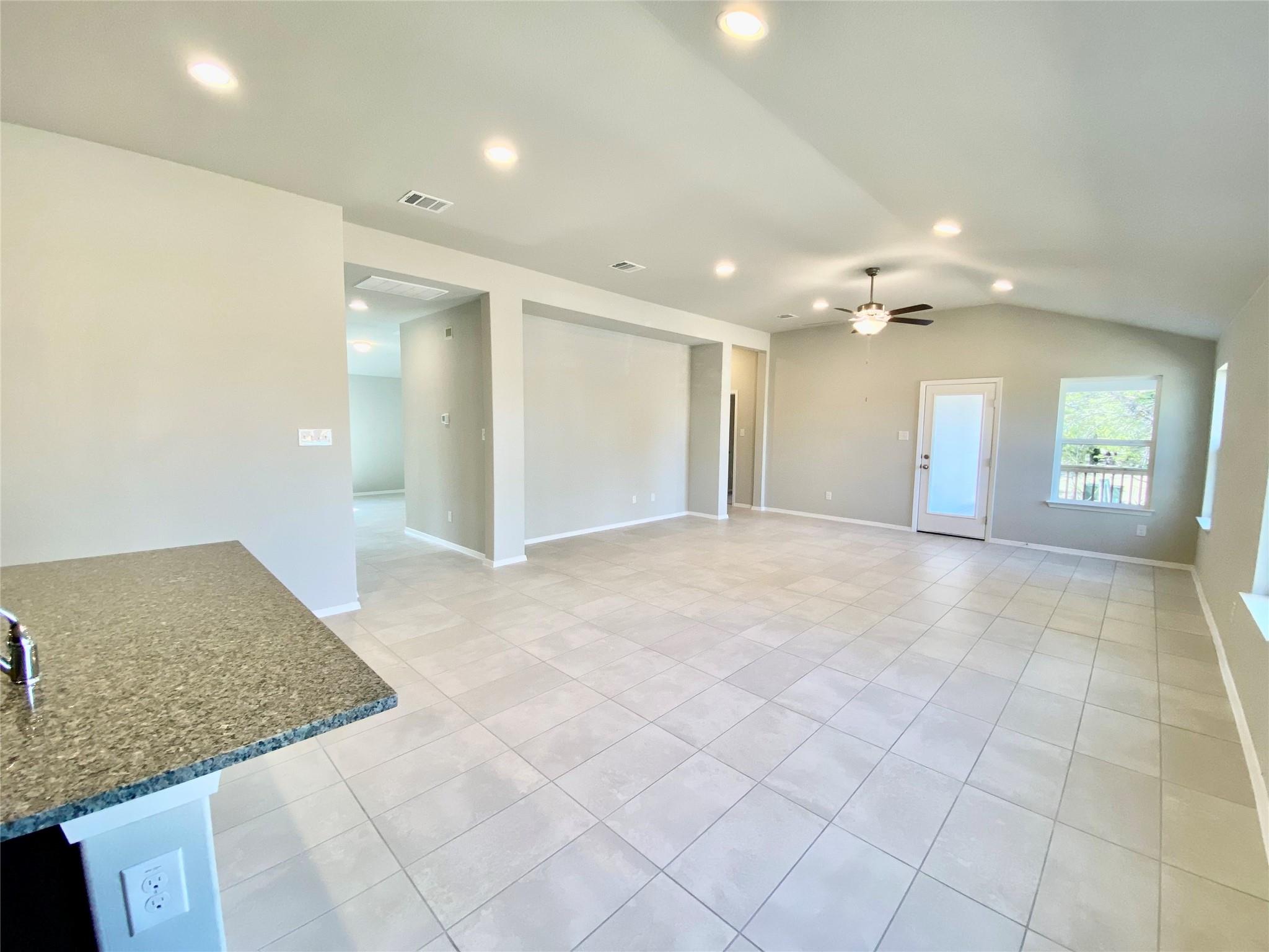 3702 Austin Cv, Lago Vista, TX 78645