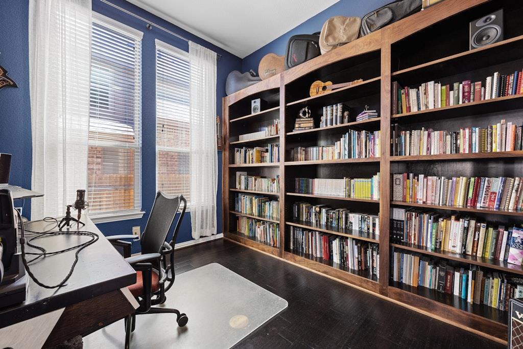 525 Garner Park Dr, Georgetown, TX 78628