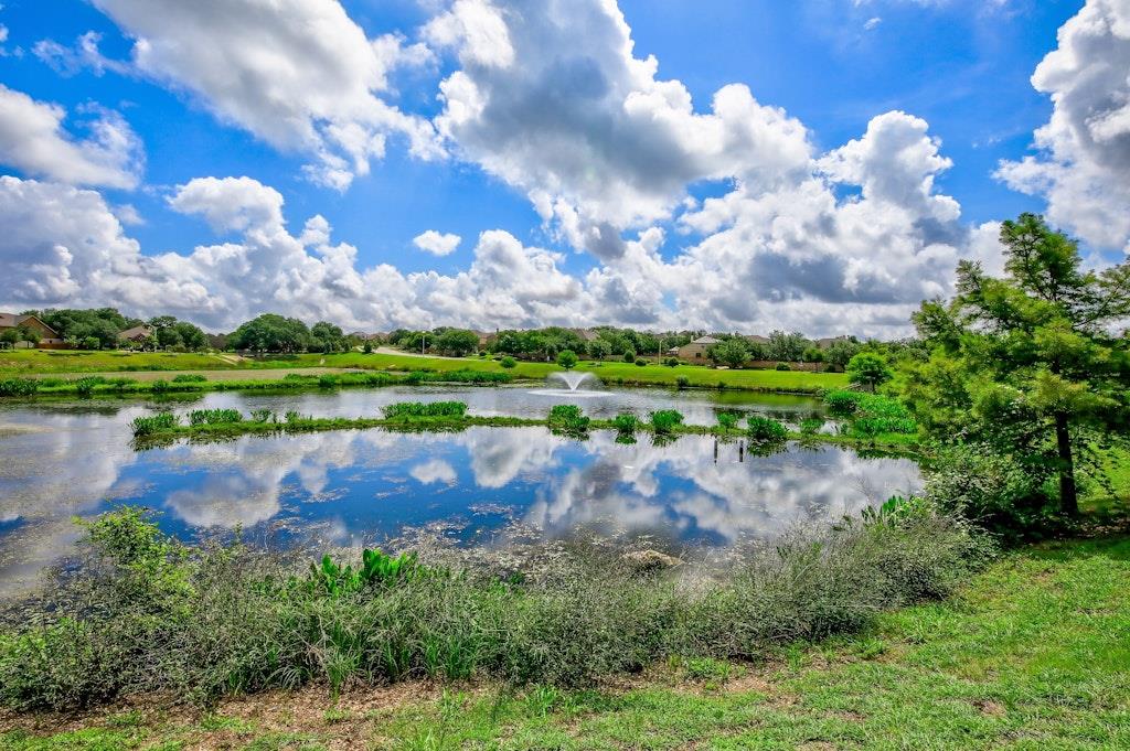 525 Garner Park Dr, Georgetown, TX 78628
