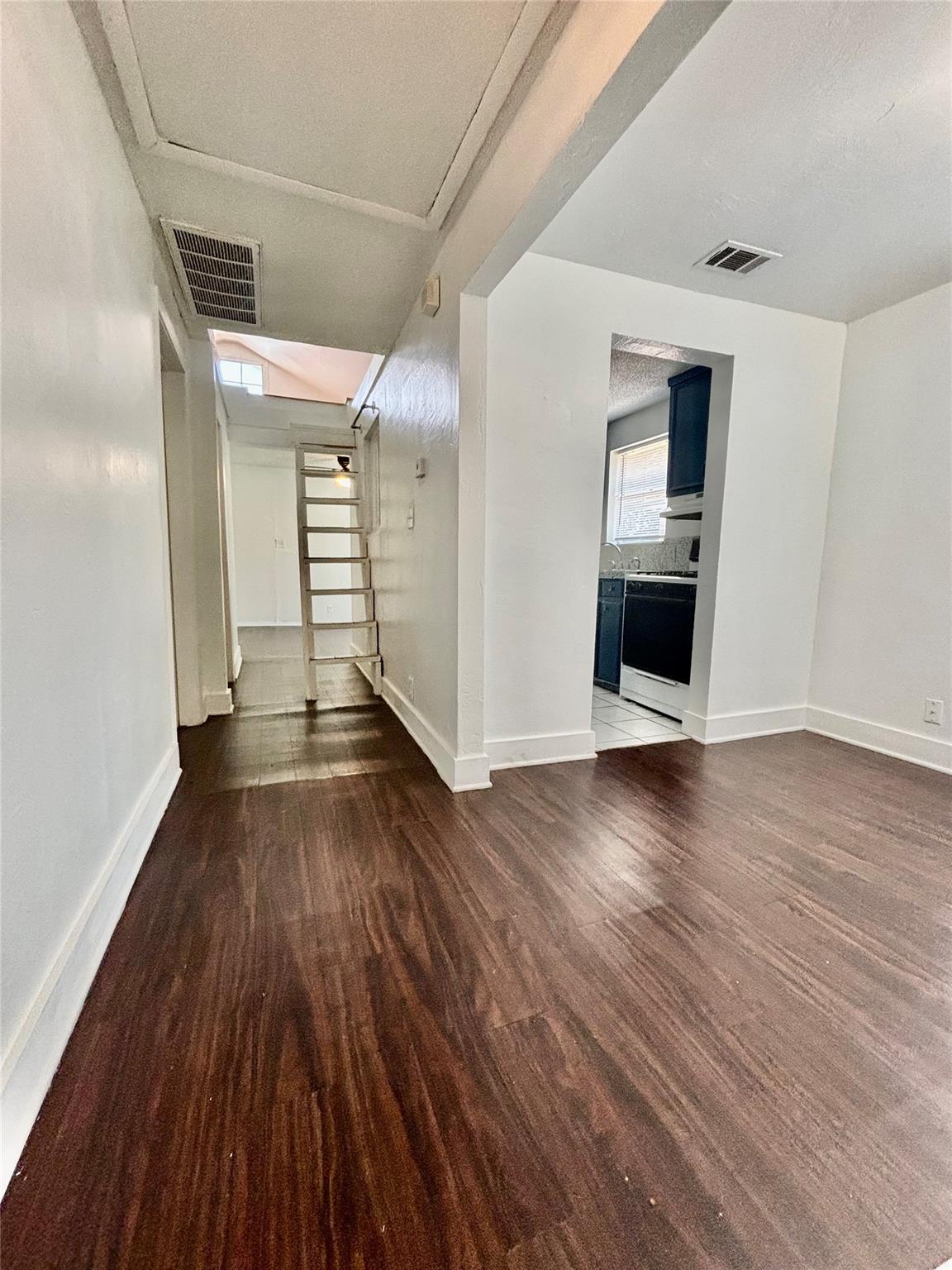 1205 Olander St, Austin, TX 78702