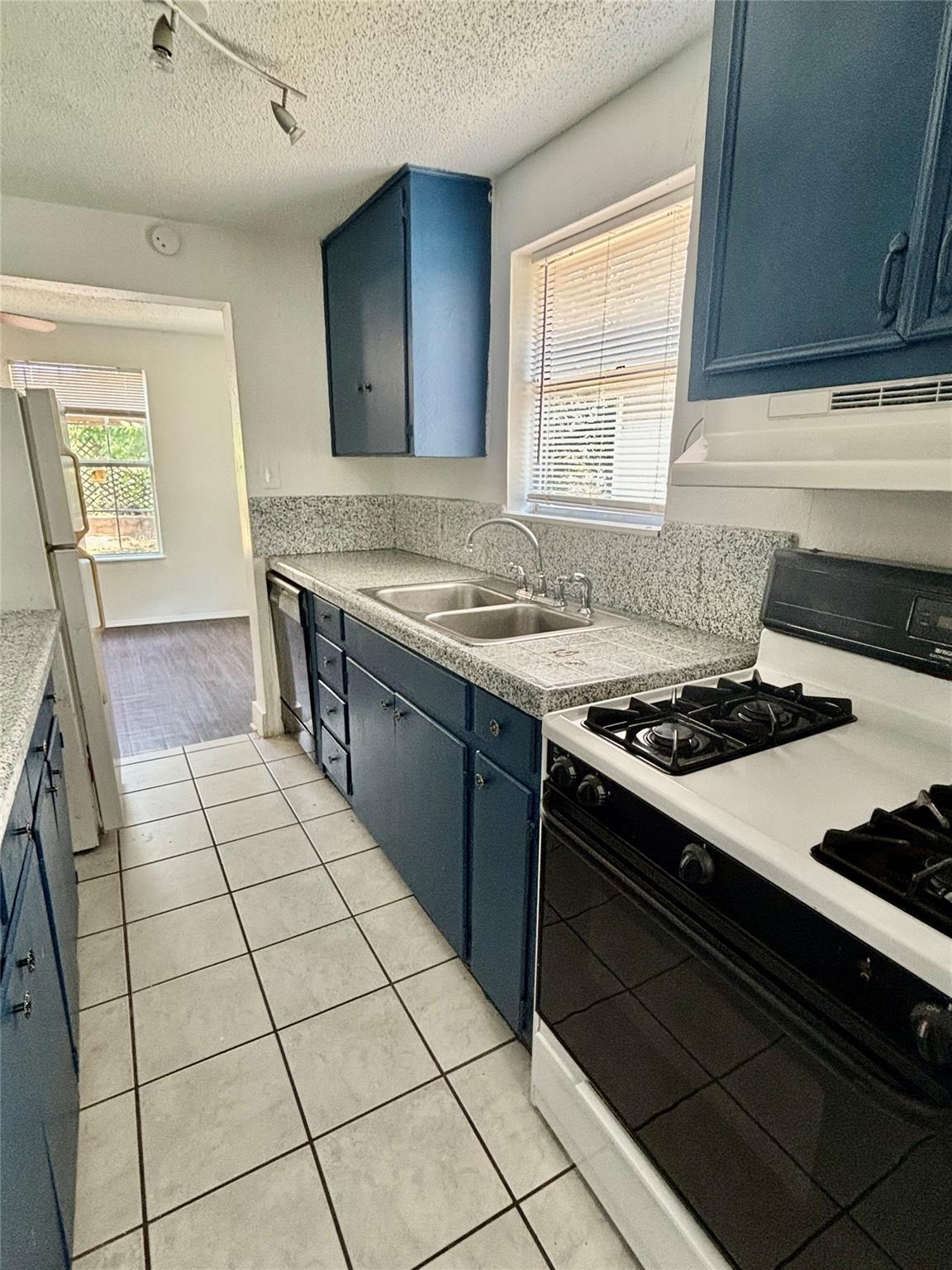 1205 Olander St, Austin, TX 78702