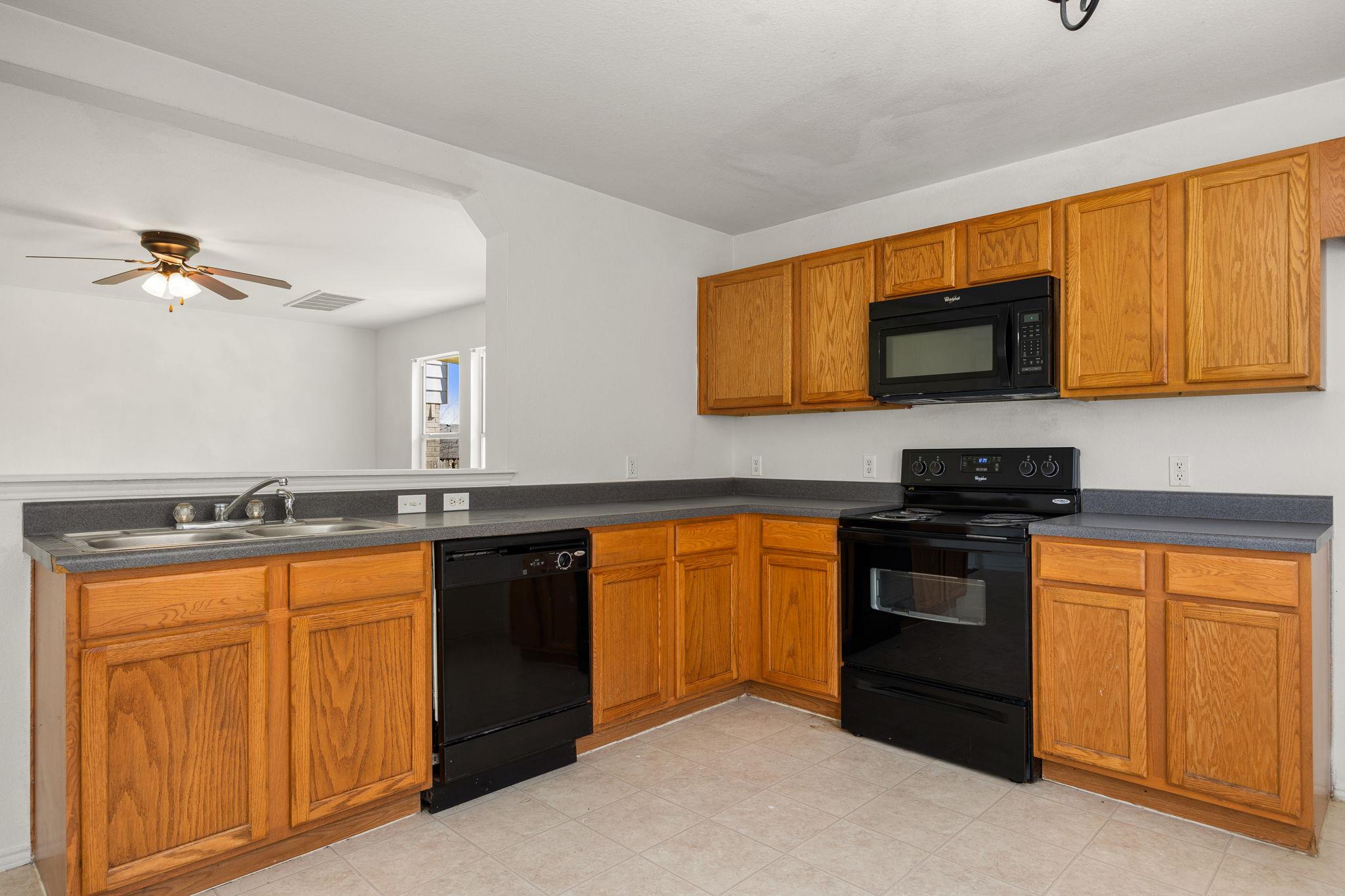 13505 Lismore Ln, Pflugerville, TX 78660