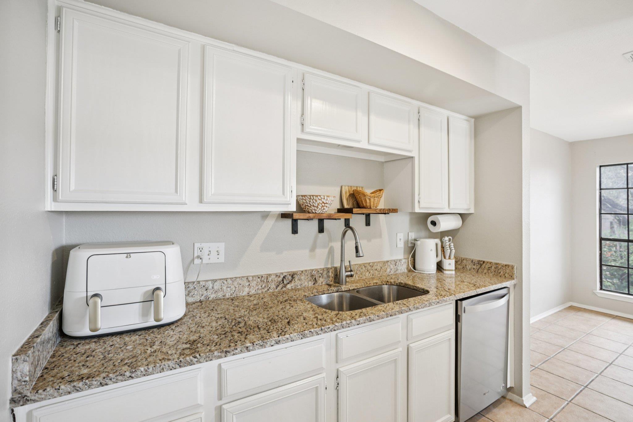 4159 Steck Ave # 240, Austin, TX 78759