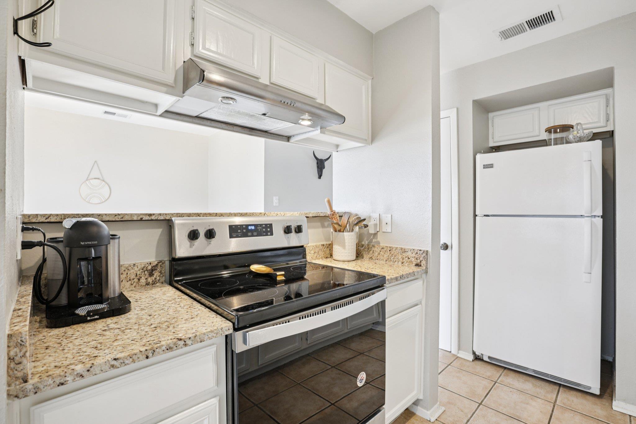 4159 Steck Ave # 240, Austin, TX 78759