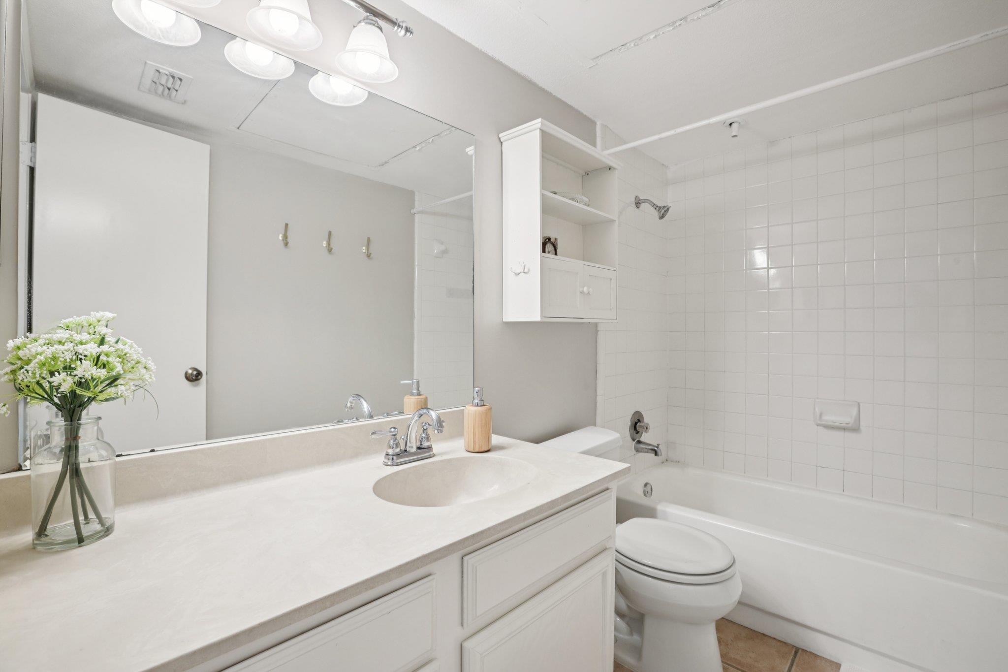 4159 Steck Ave # 240, Austin, TX 78759