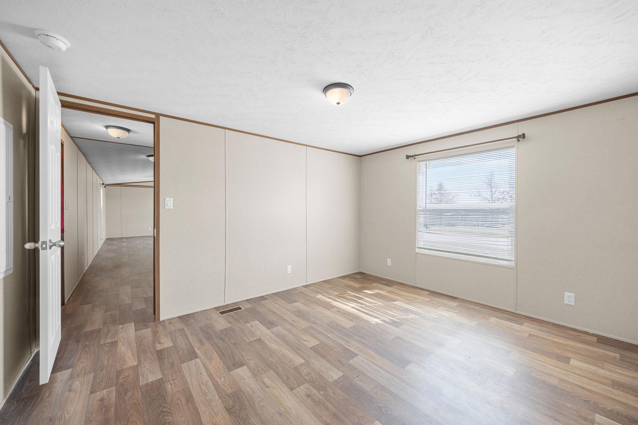 606 W Lampasas St, Lometa, TX 76853