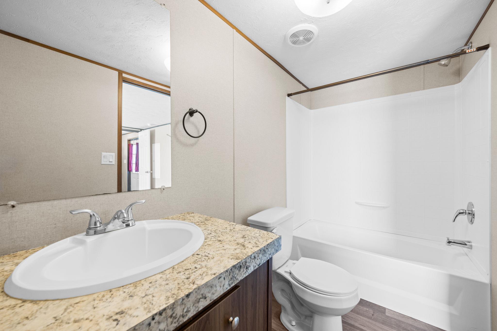 606 W Lampasas St, Lometa, TX 76853