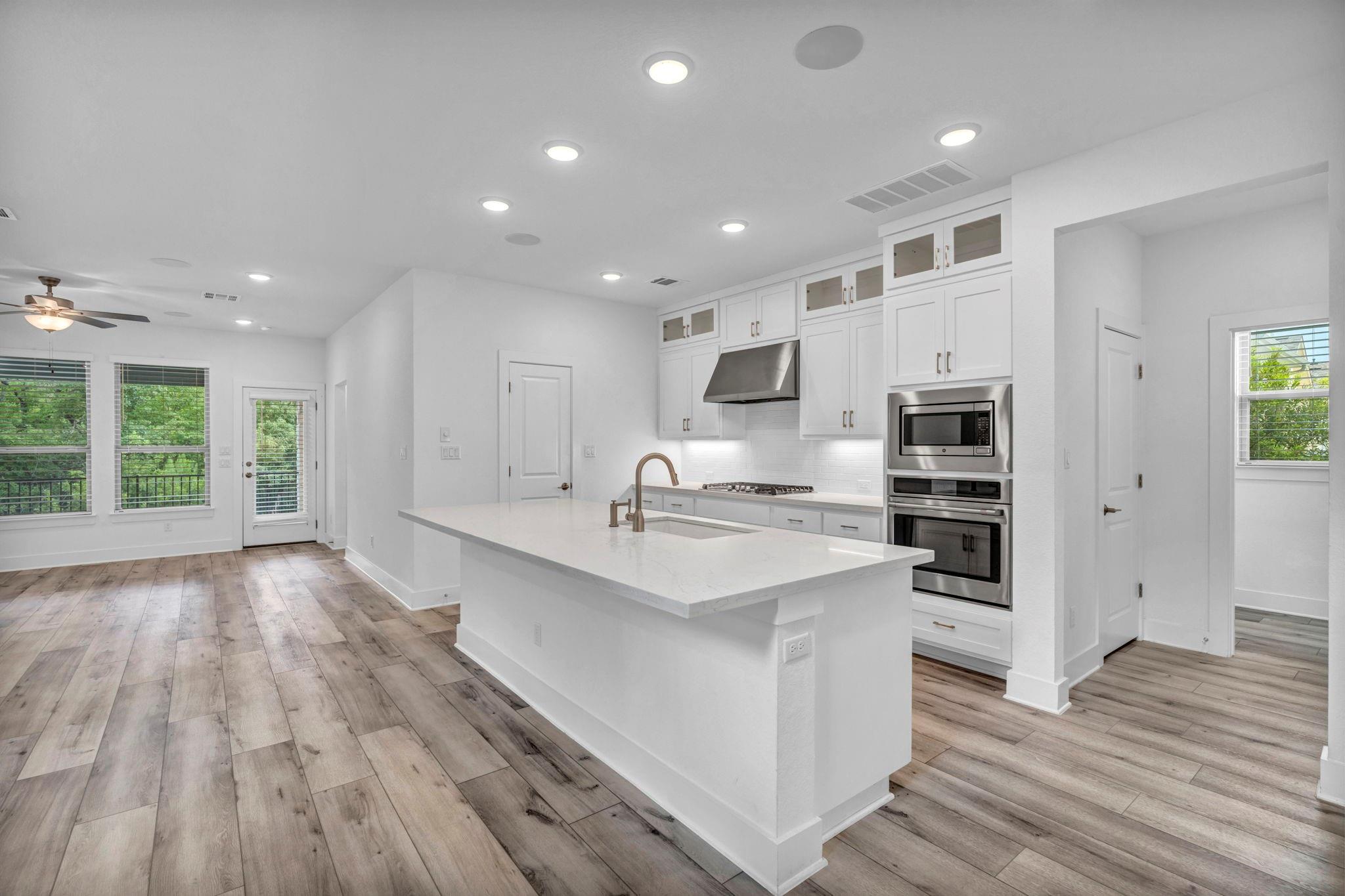 1304 Brescia Walk, Leander, TX 78641