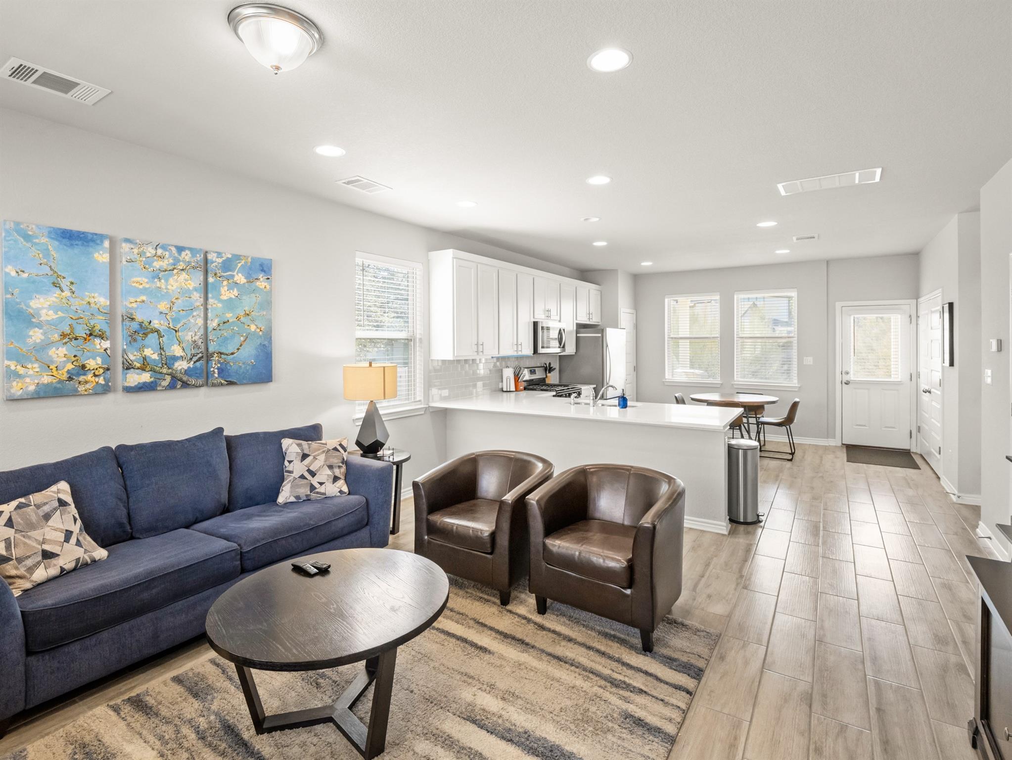 1901 Artesian Springs Xing, Leander, TX 78641