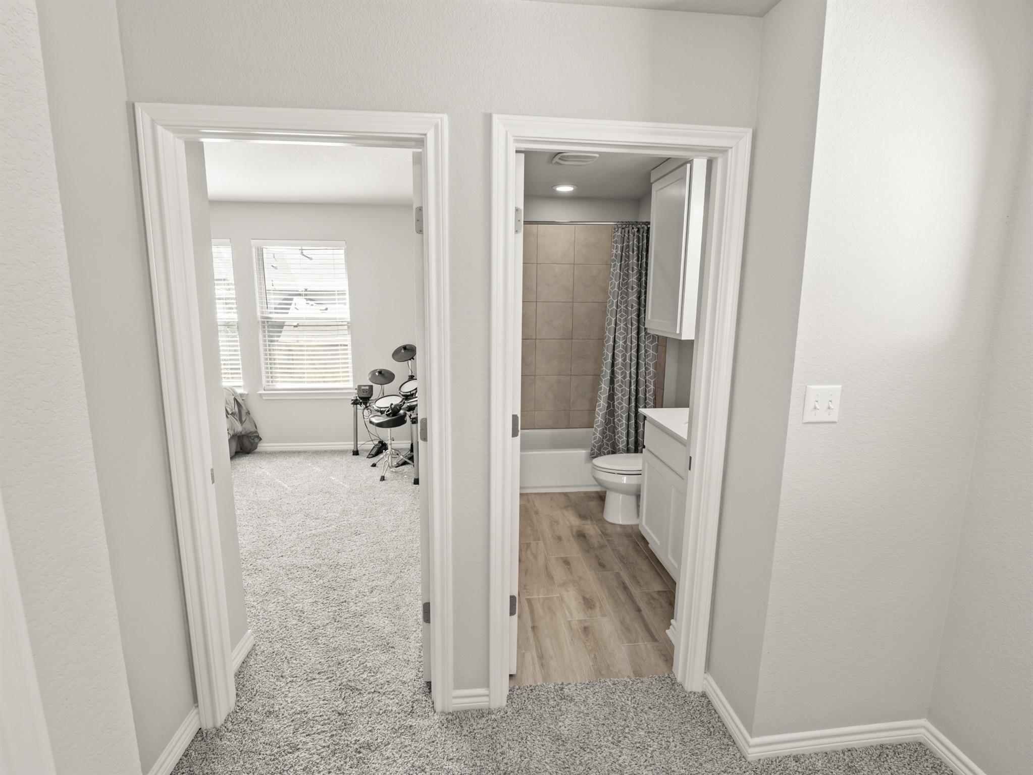 1901 Artesian Springs Xing, Leander, TX 78641