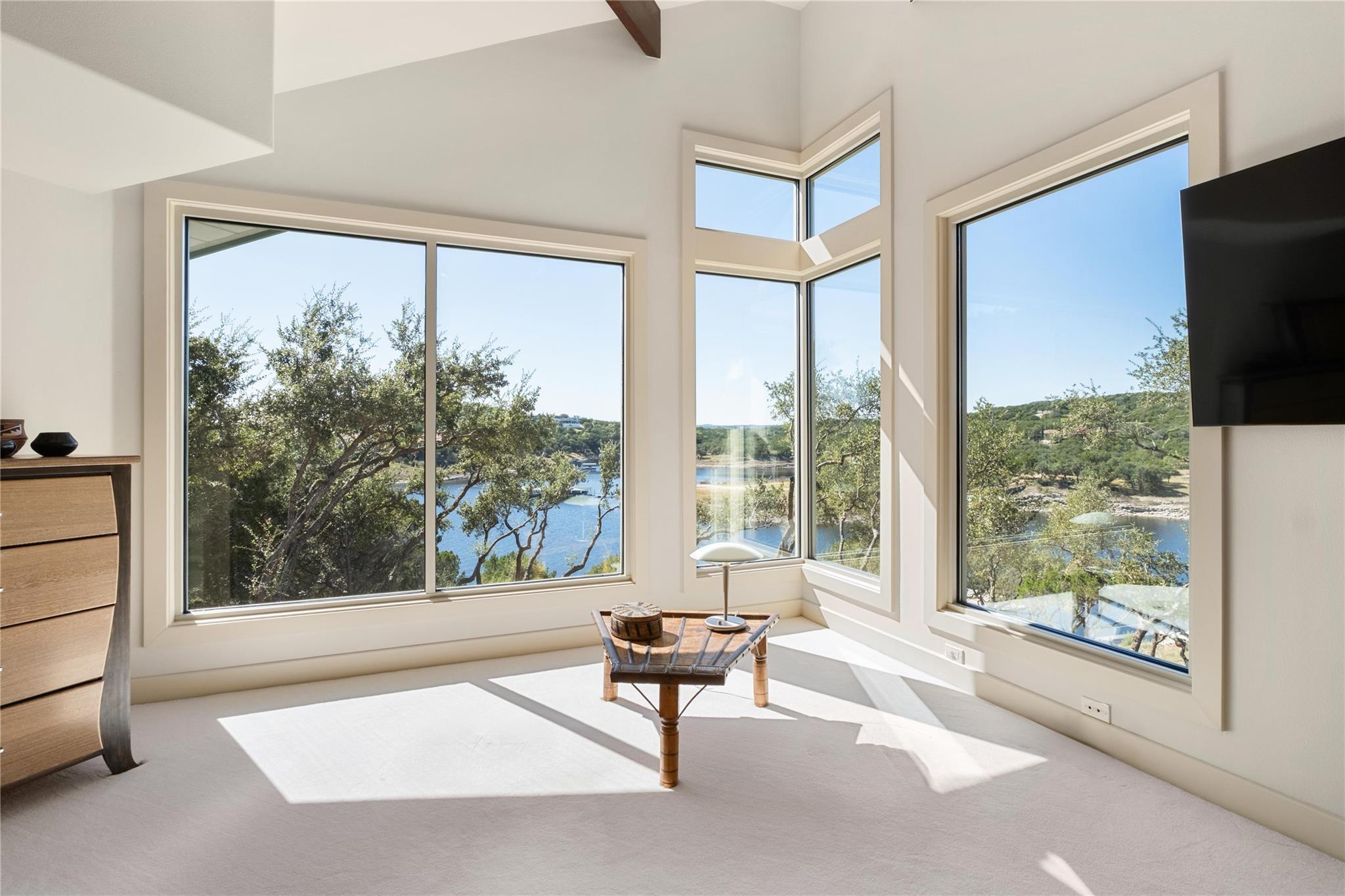 19905 Angel Bay Dr, Spicewood, TX 78669