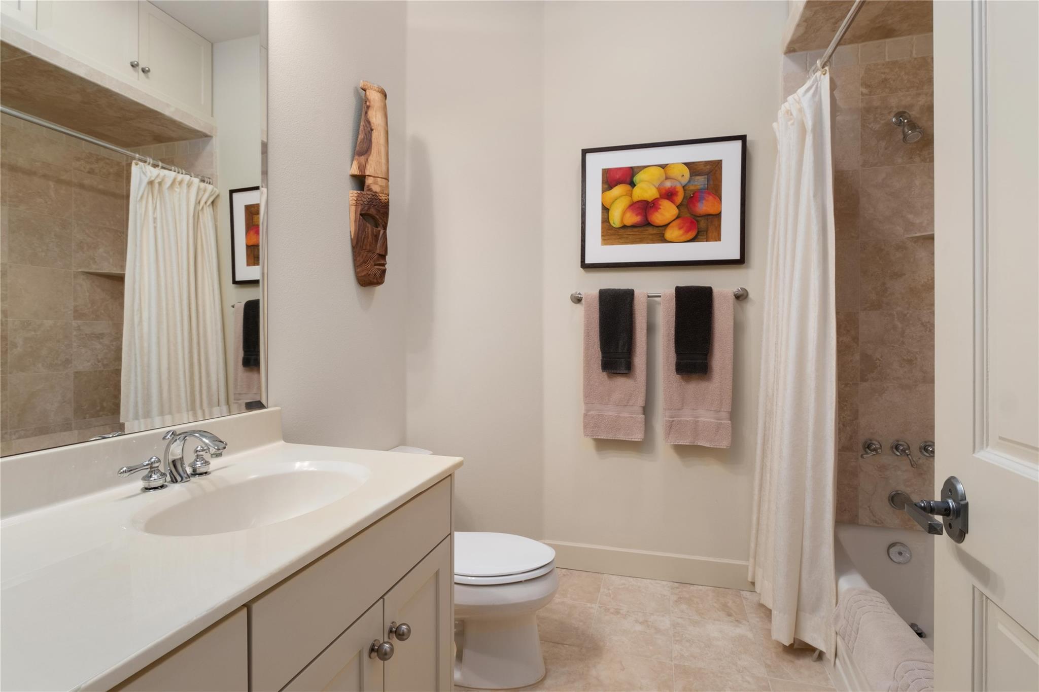 19905 Angel Bay Dr, Spicewood, TX 78669