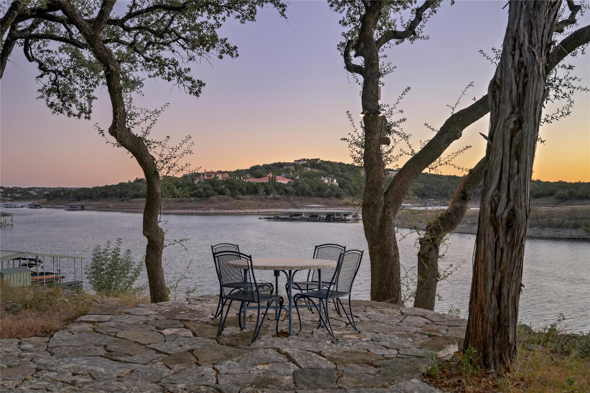 19905 Angel Bay Dr, Spicewood, TX 78669