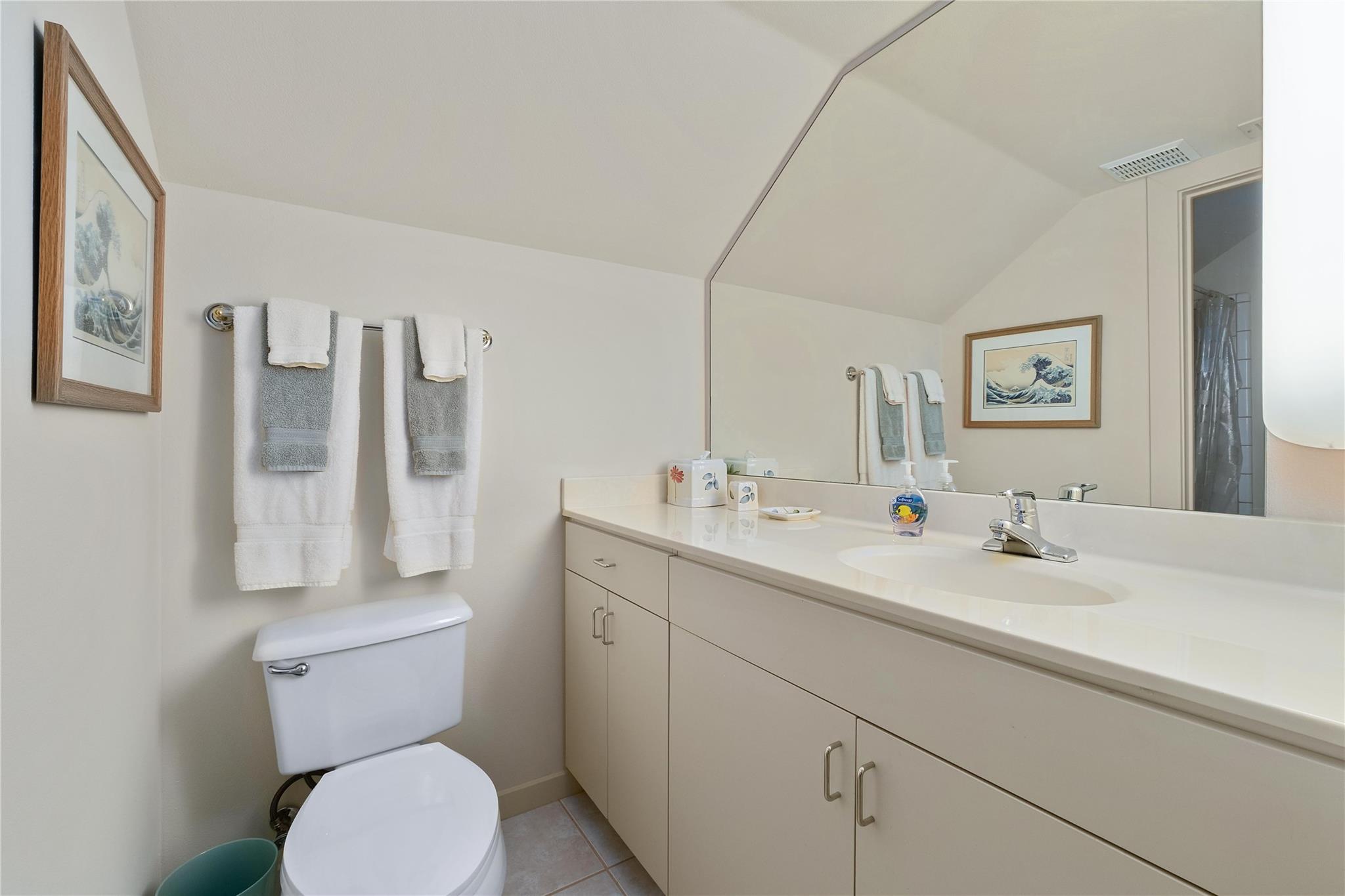 19905 Angel Bay Dr, Spicewood, TX 78669