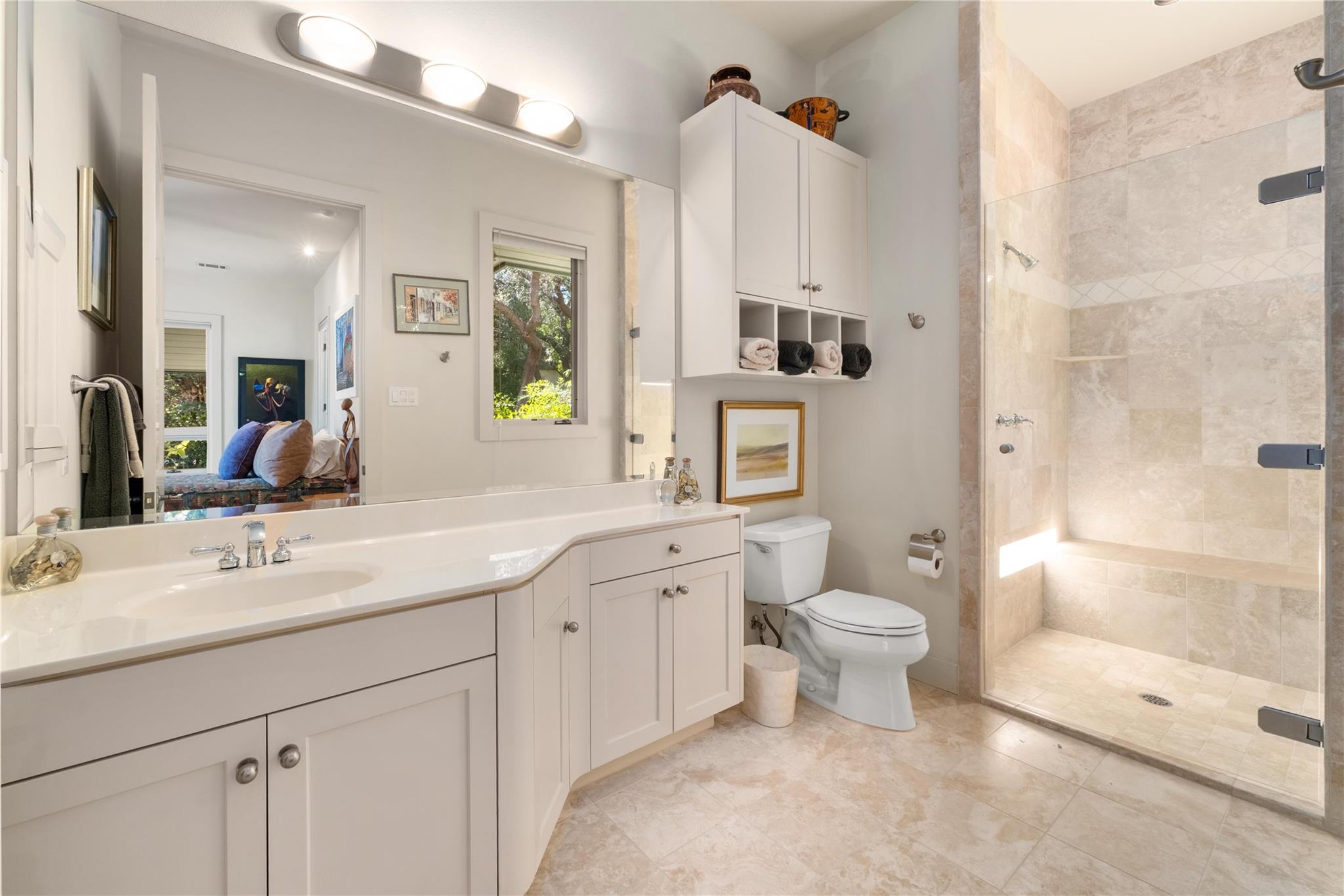 19905 Angel Bay Dr, Spicewood, TX 78669